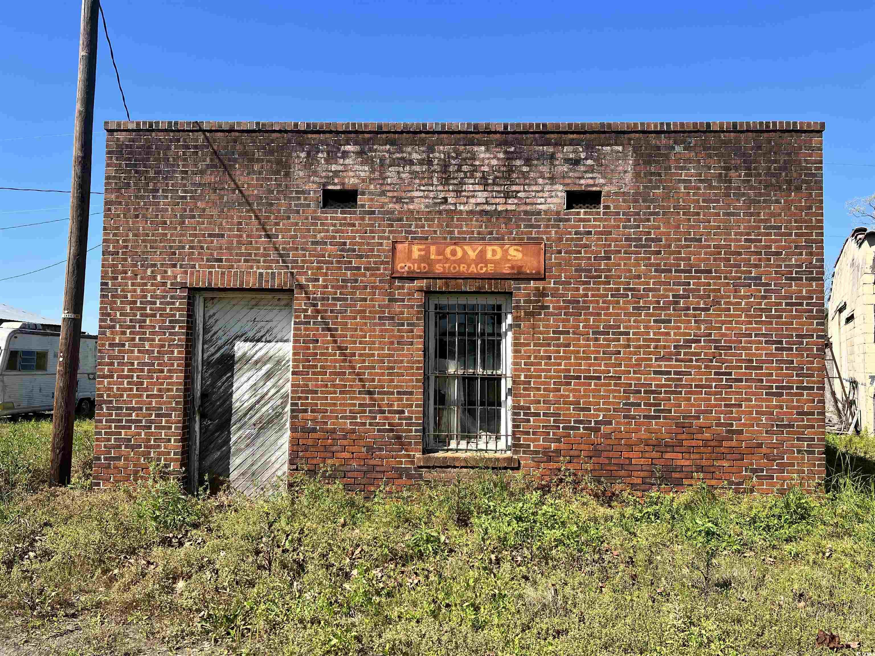 7377 Highway 9 Property Photo 6