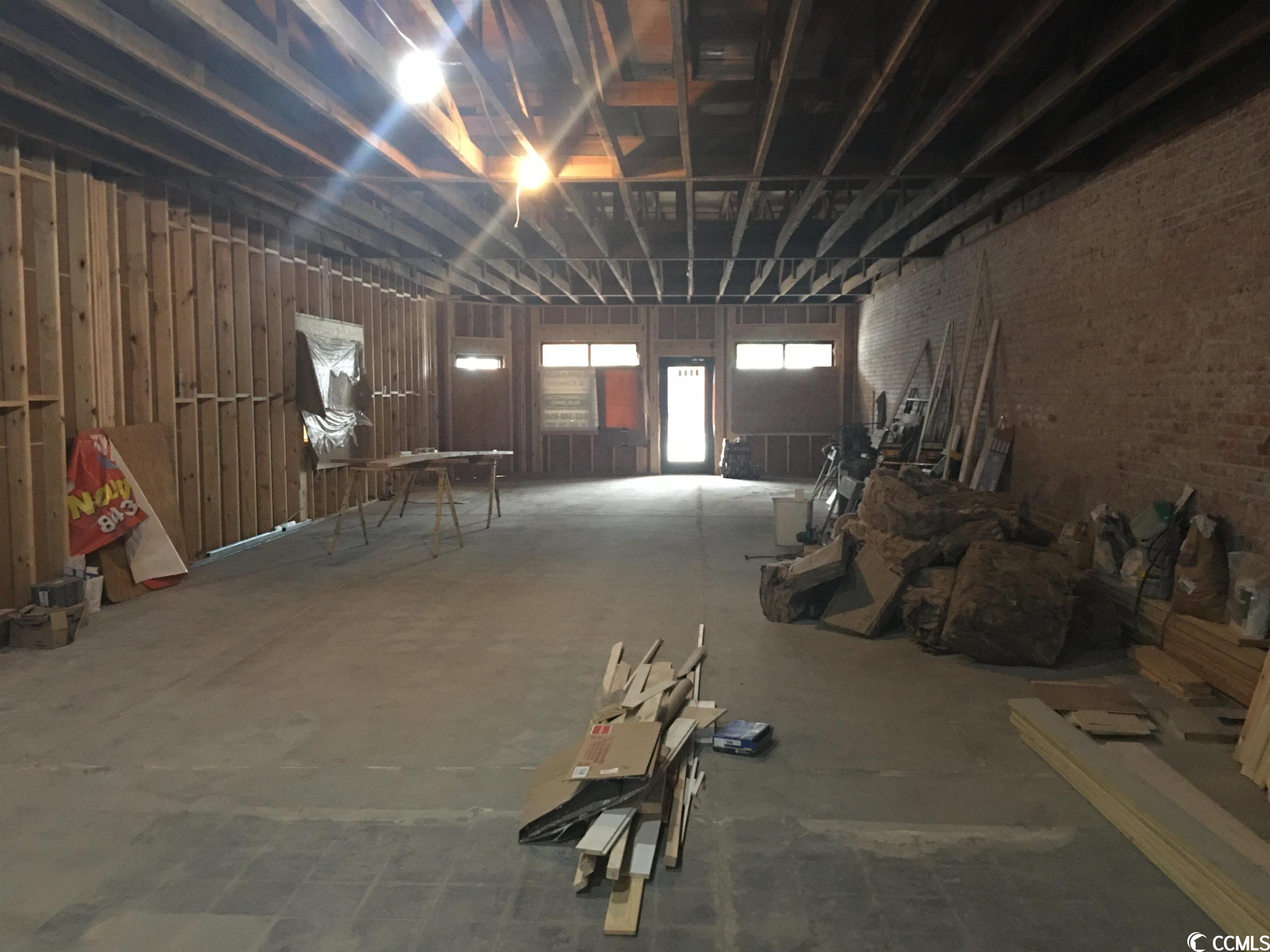 4159 Main St. Property Photo 2