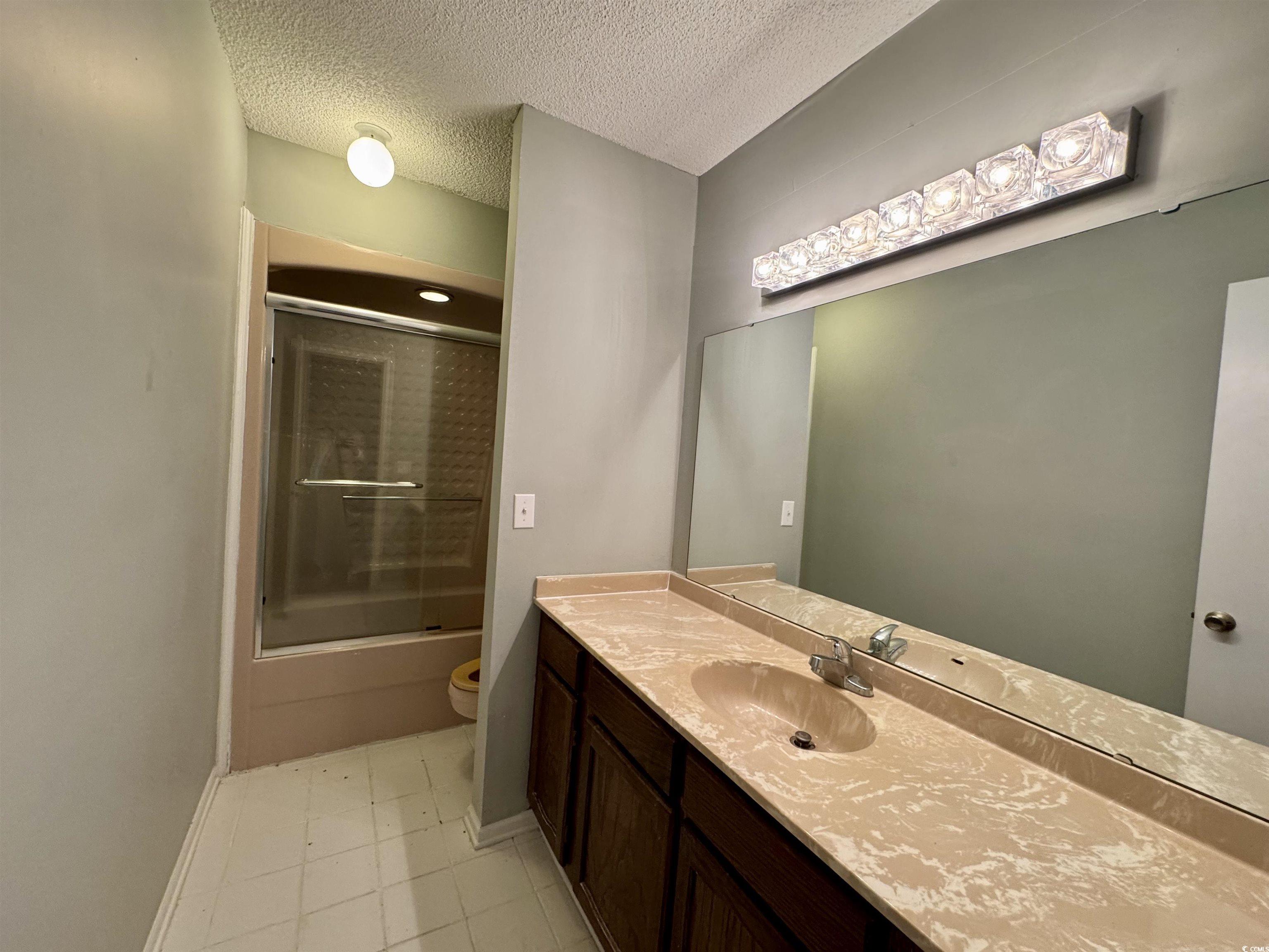 482 Greenview Dr. Property Photo 21
