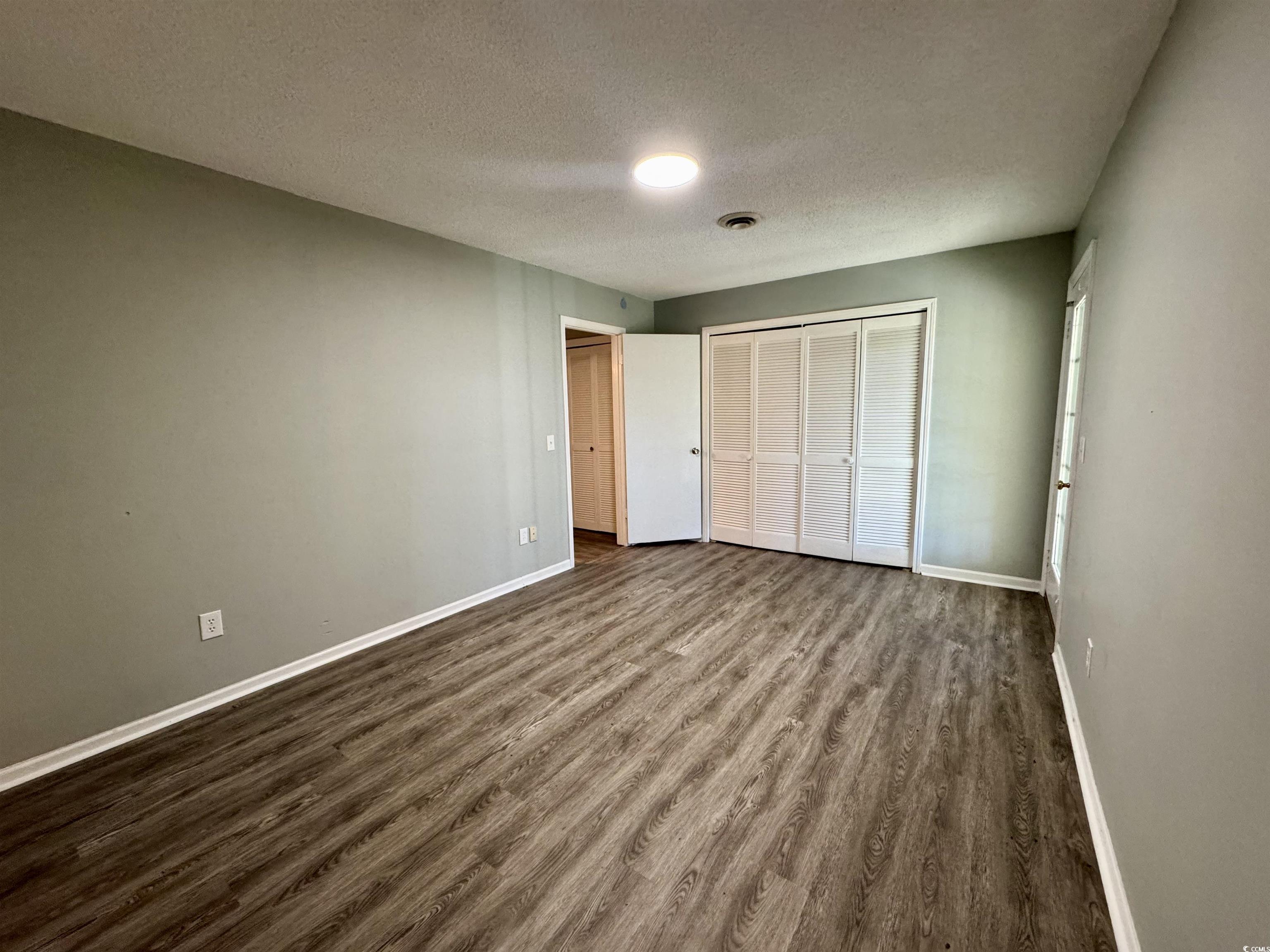 482 Greenview Dr. Property Photo 24