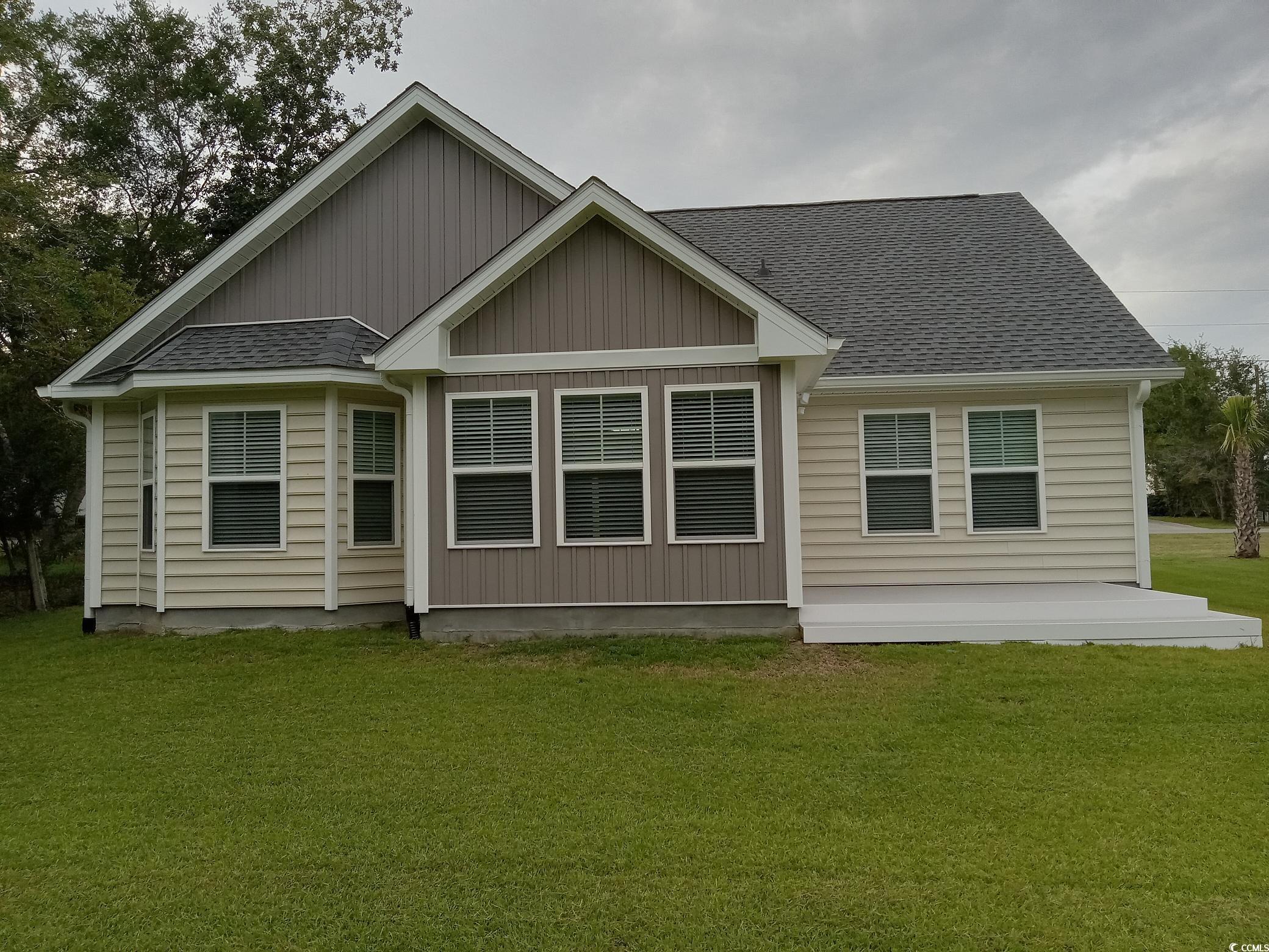 1023 Meares St. Property Photo 26