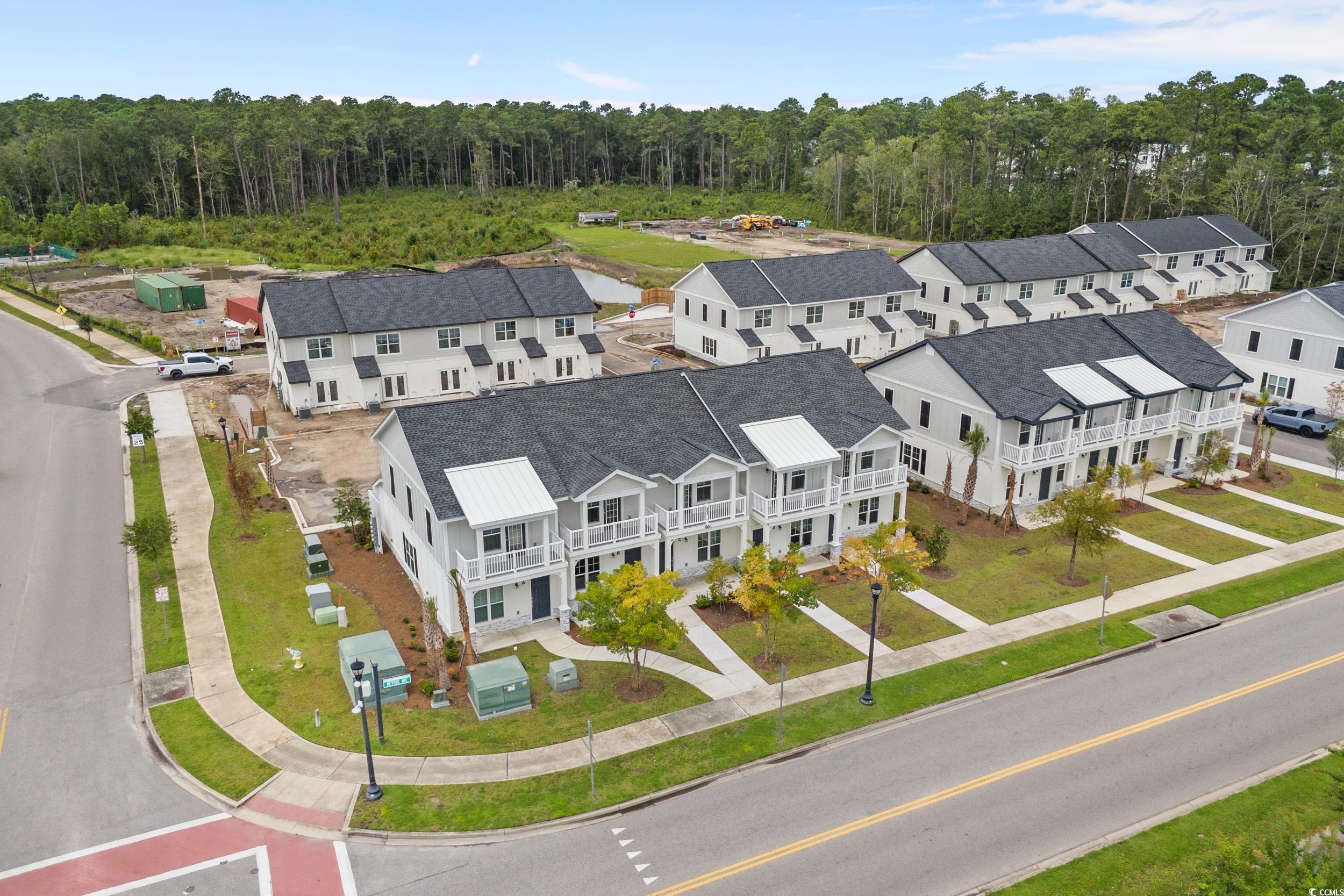 850 Maxine Ct. Property Photo 2