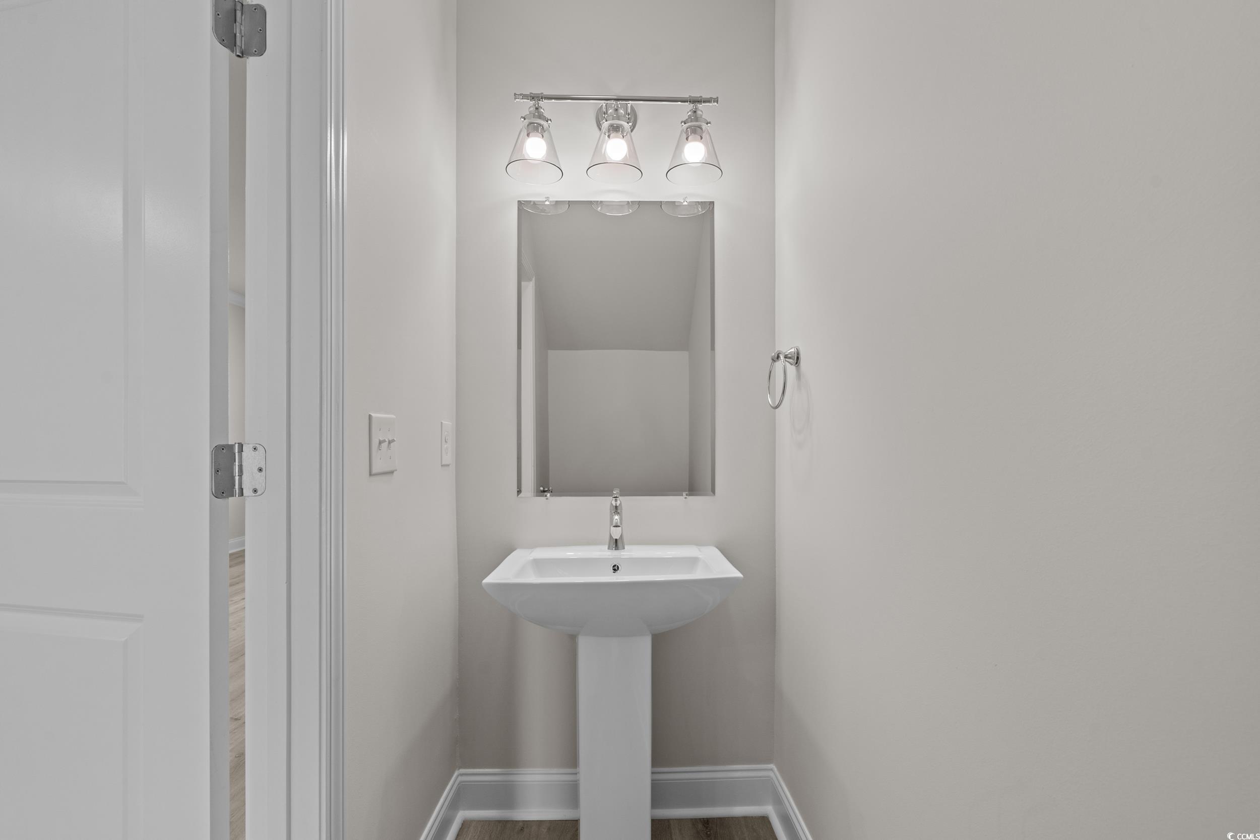 850 Maxine Ct. Property Photo 12