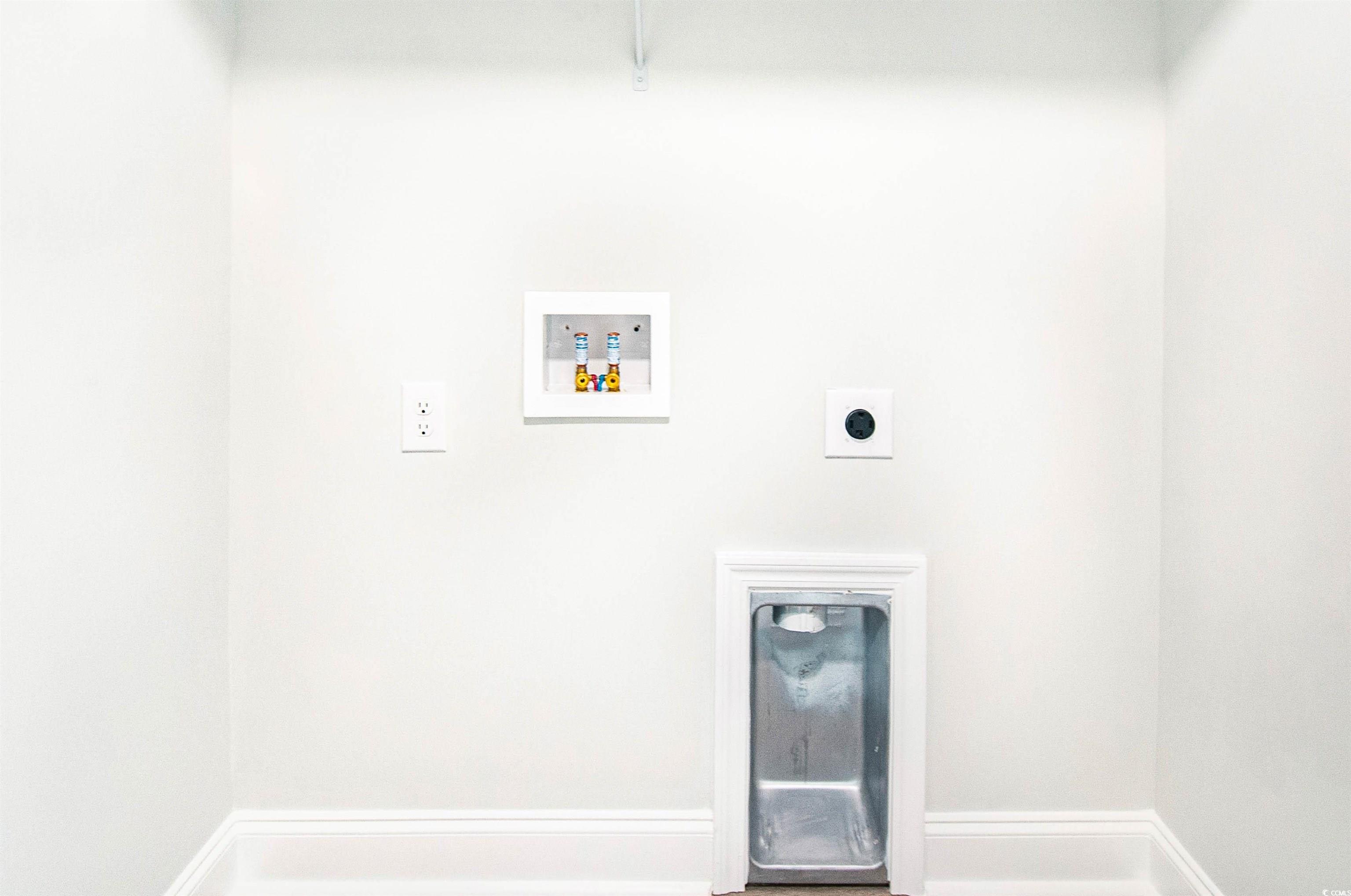 850 Maxine Ct. Property Photo 27