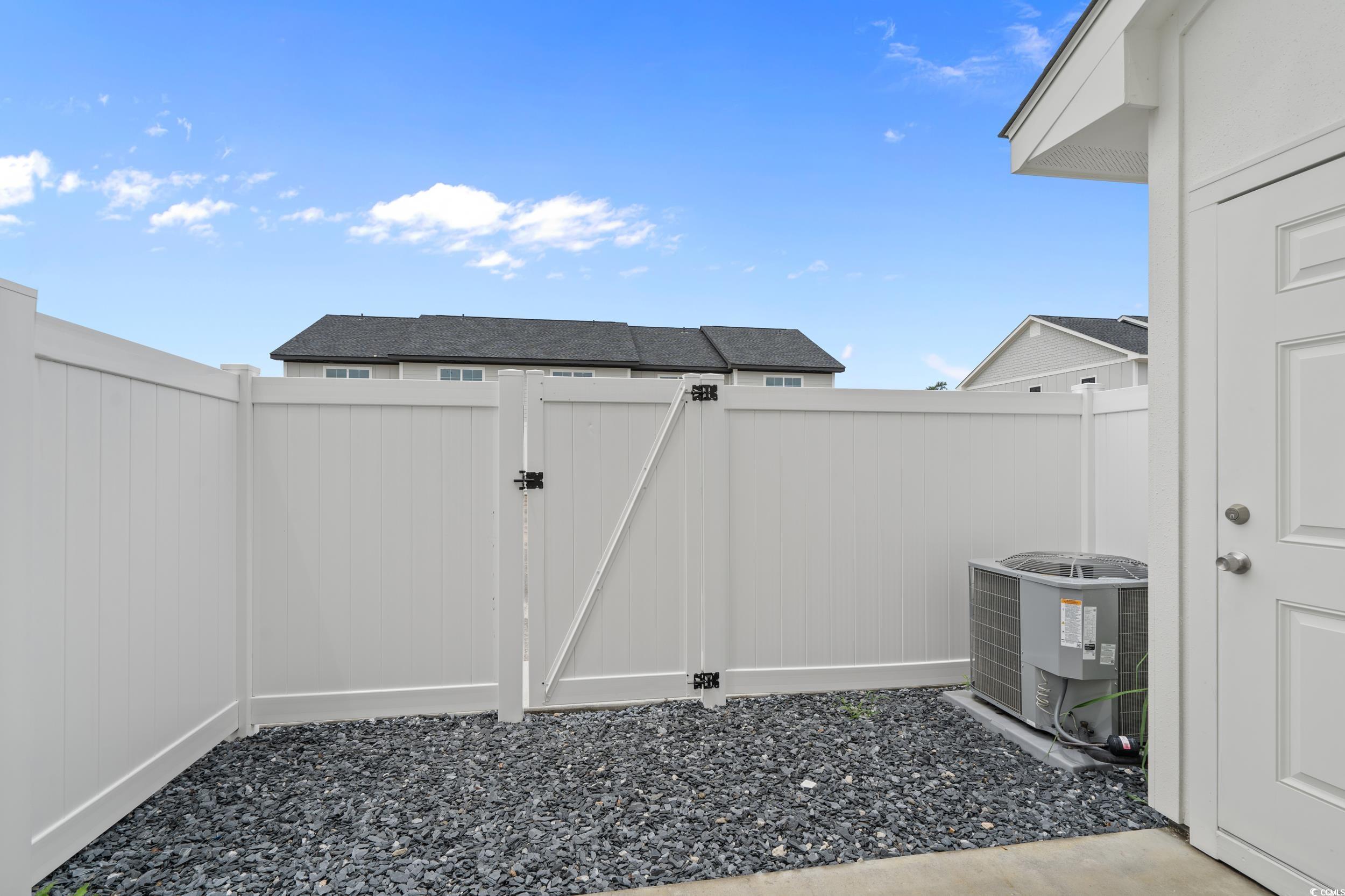 850 Maxine Ct. Property Photo 30