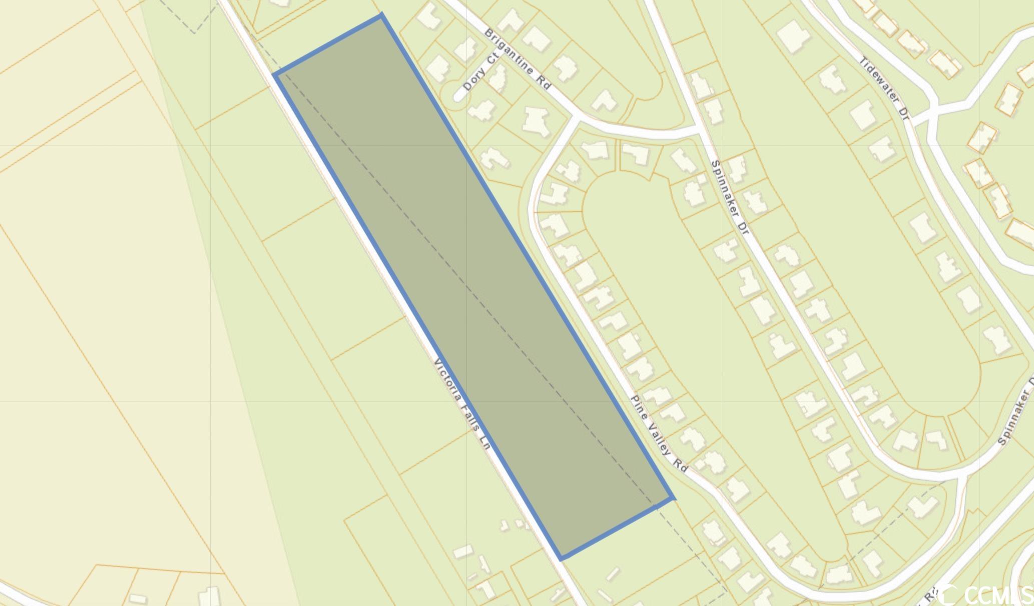 Victoria Falls Ln. Property Photo 26