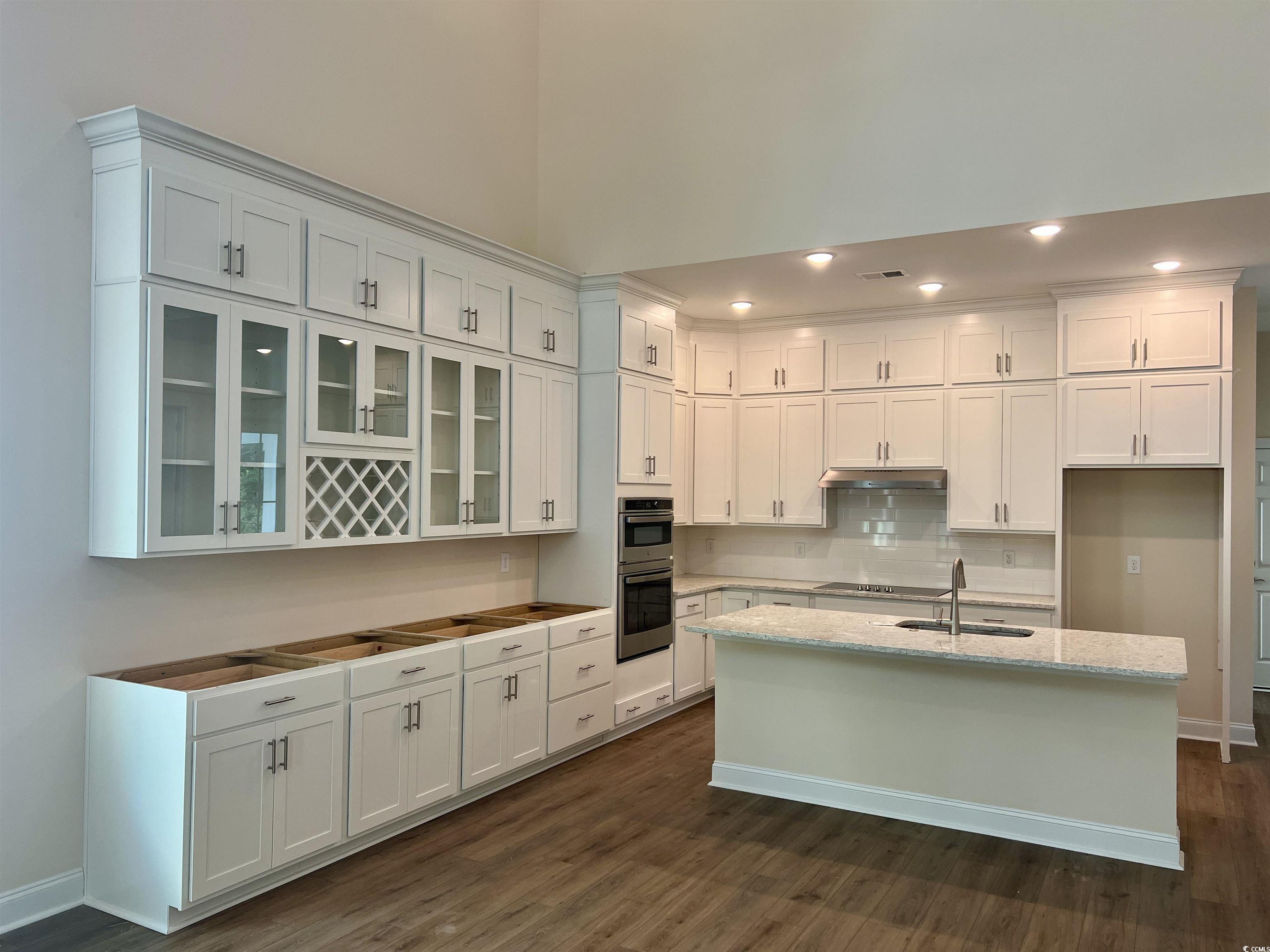 1604 James Island Ave. Property Photo 10