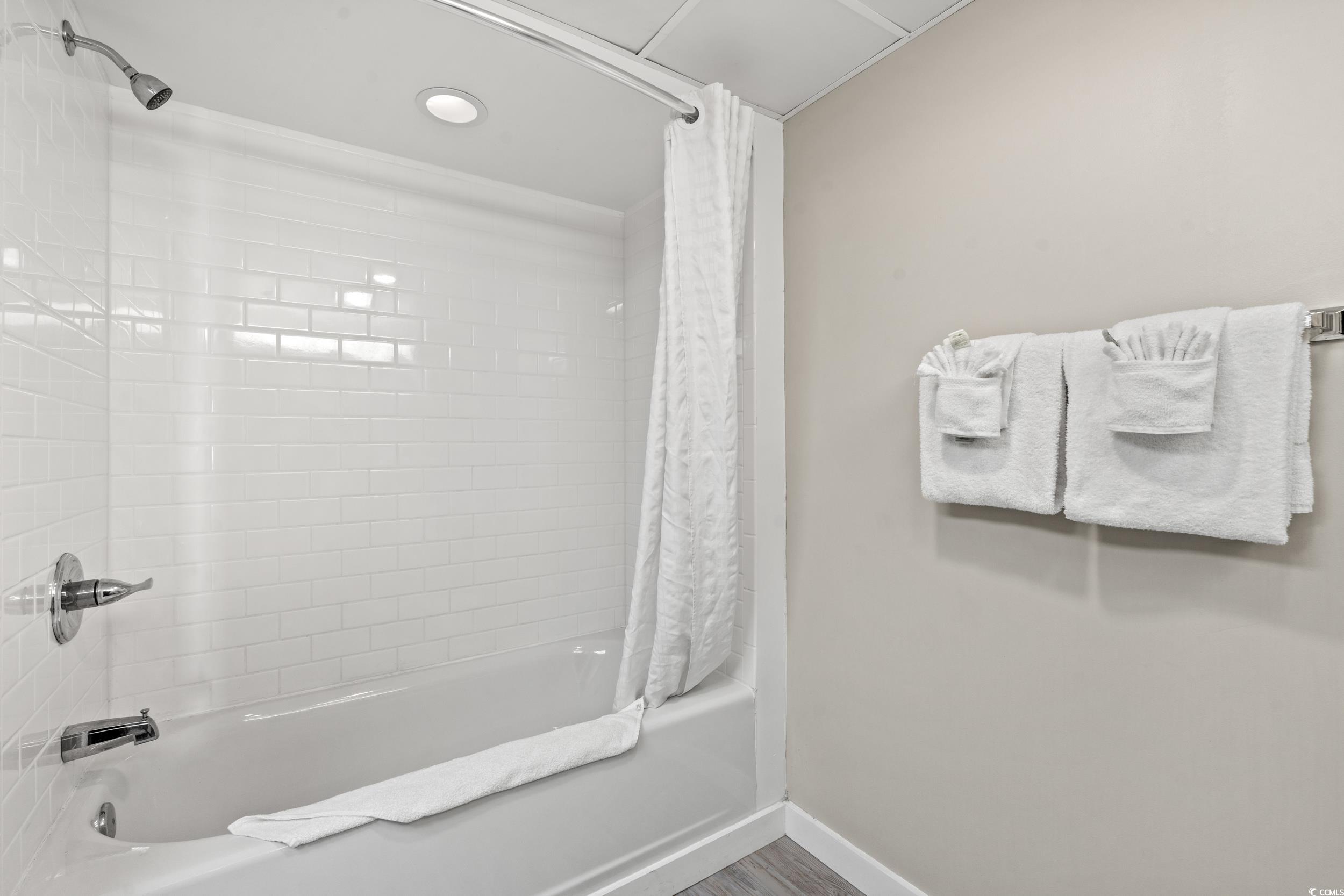 3000 N Ocean Blvd. Property Photo 18