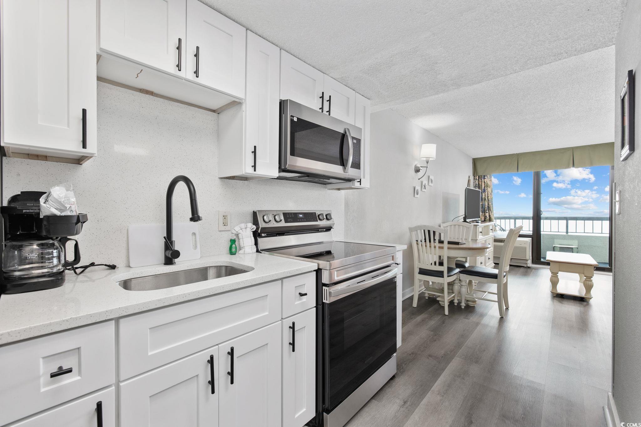 2401 S Ocean Blvd. Property Photo 6