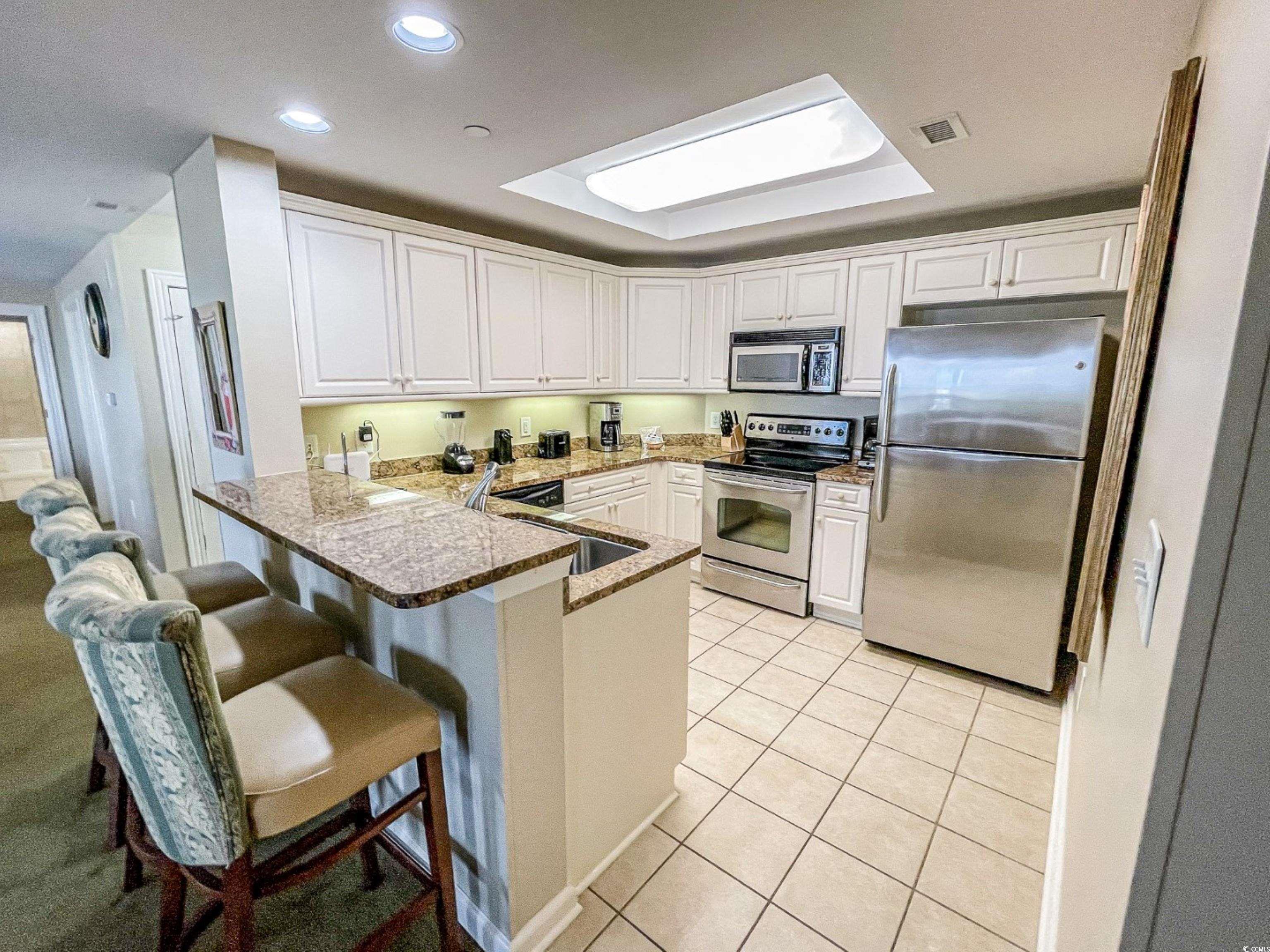9994 Beach Club Dr. Property Photo 14
