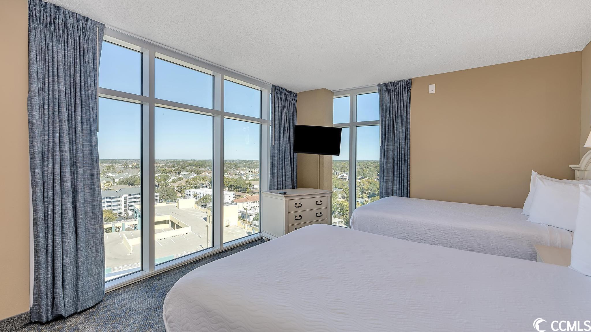 300 N Ocean Blvd. Property Photo 4