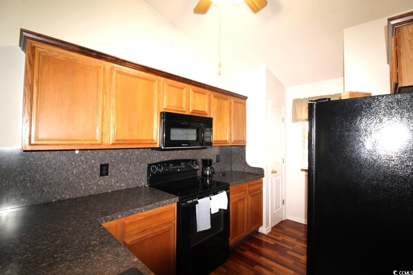 1131 White Tree Ln. Property Photo 8