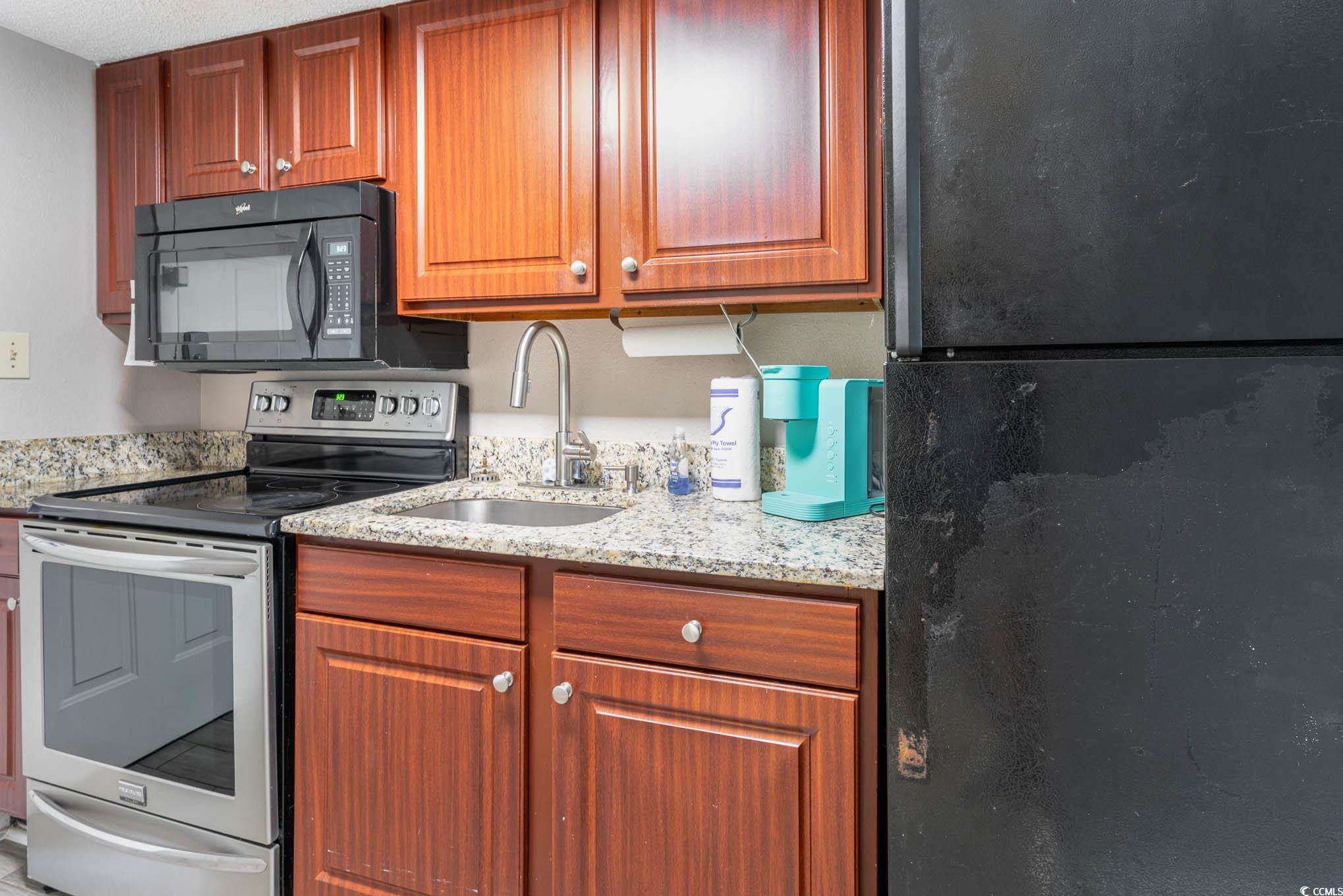 2710 N Ocean Blvd. Property Photo 6