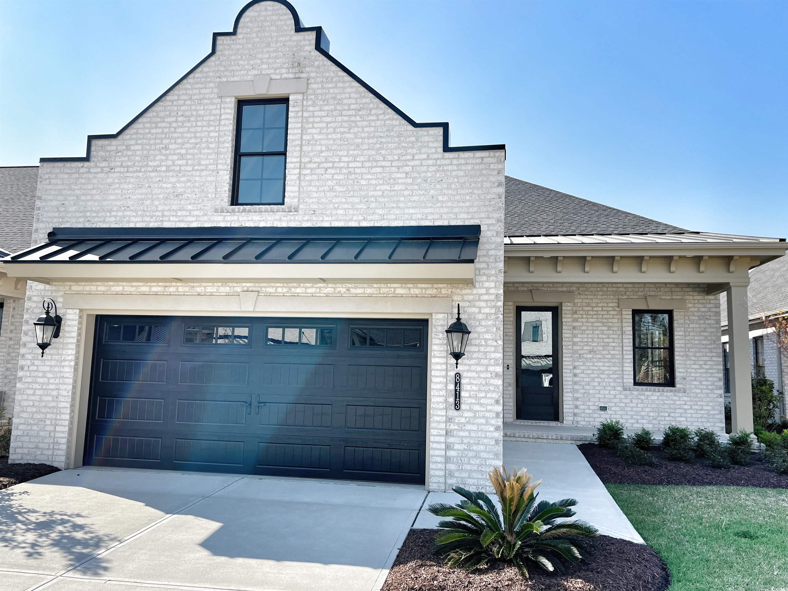 8470 Cape Dutch Loop Property Photo 1