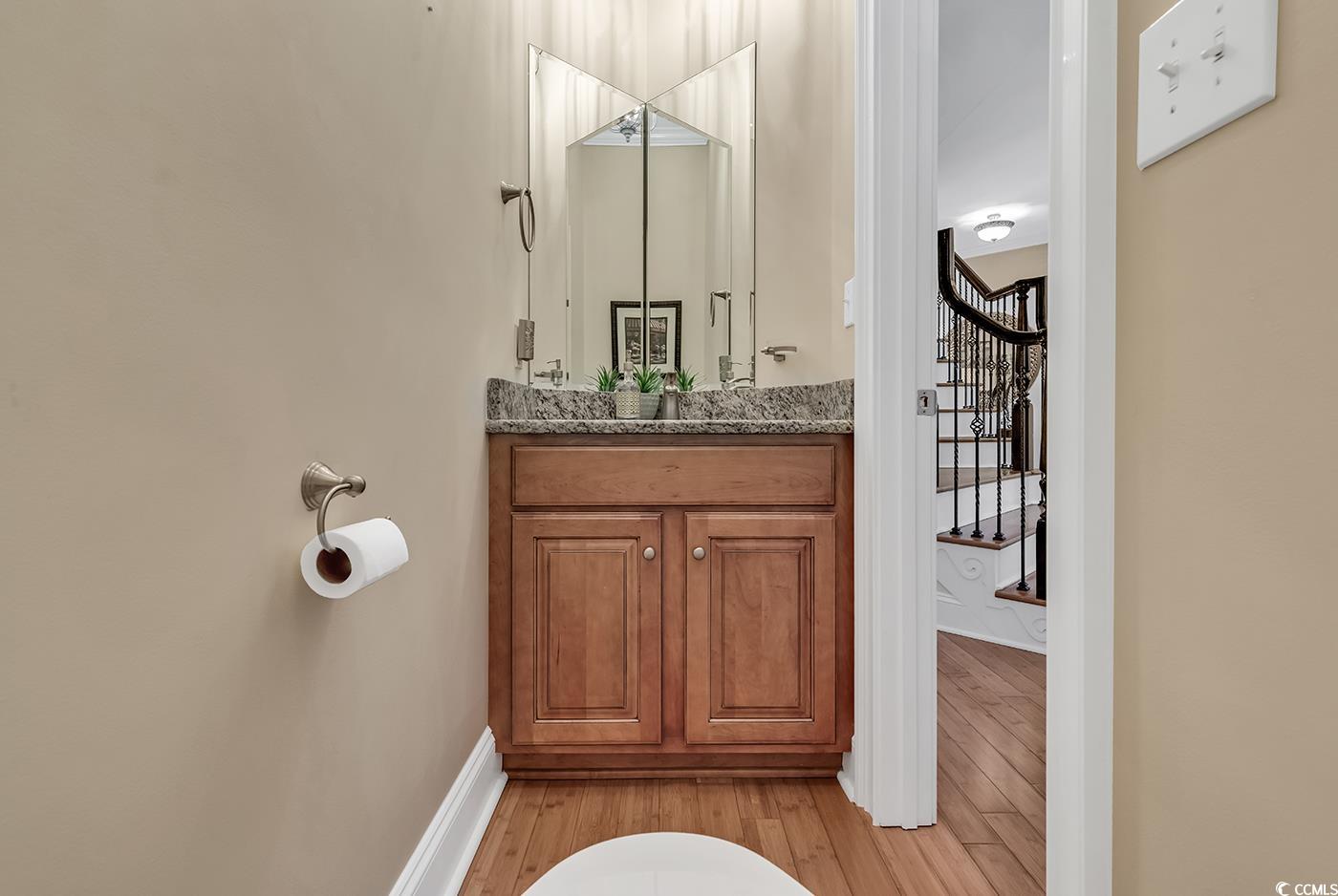 816 Waterton Ave. Property Photo 35