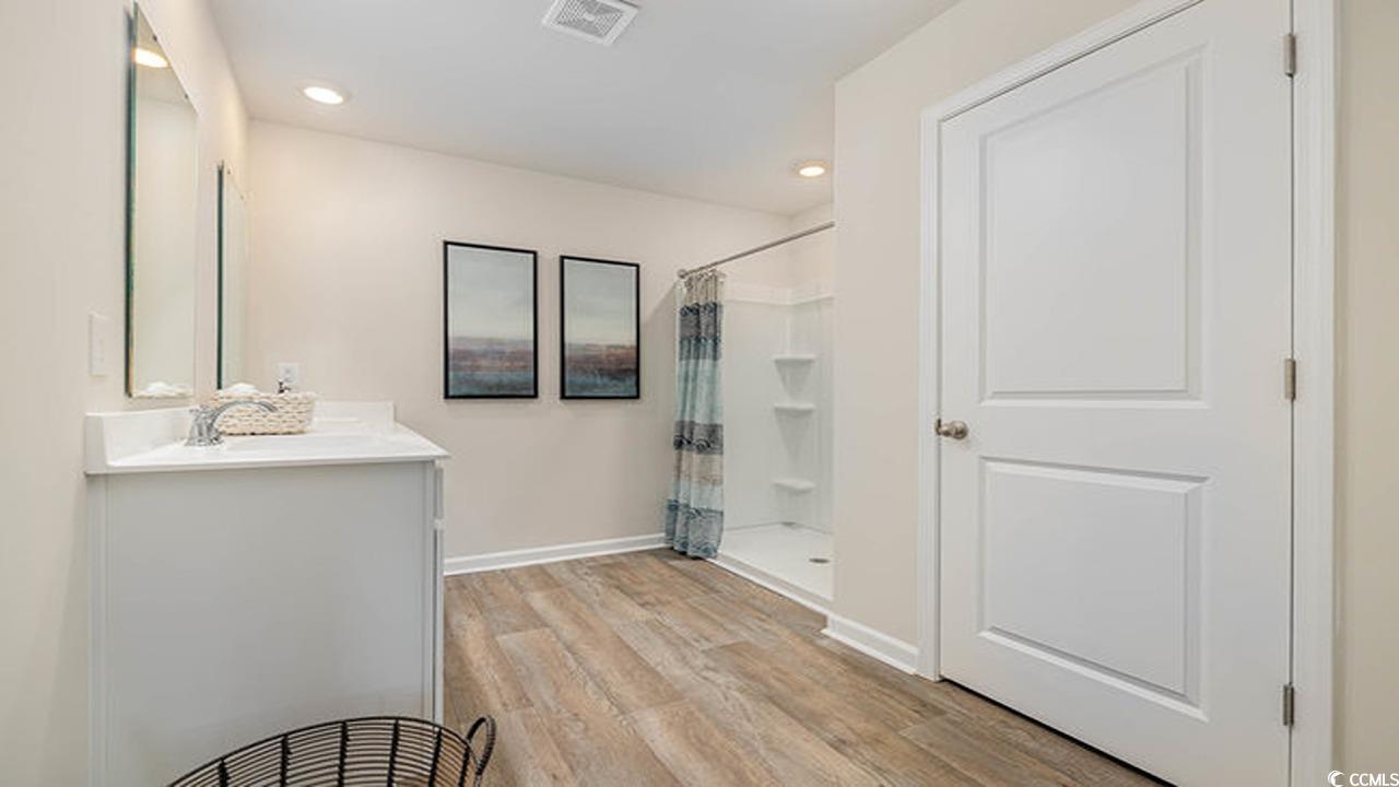 119 Cambridge Dr. Property Photo 16