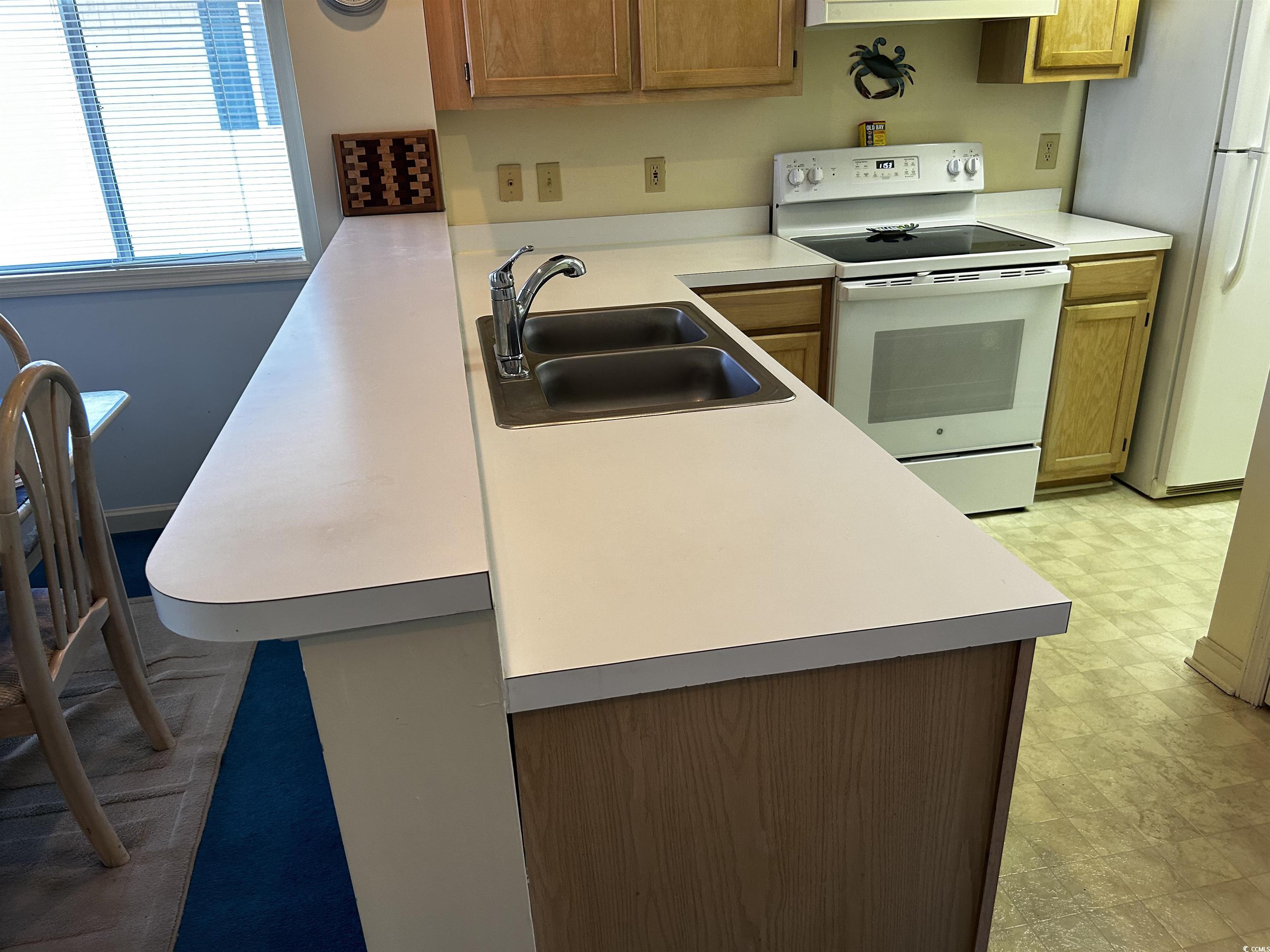 220 Landing Rd. Property Photo 5