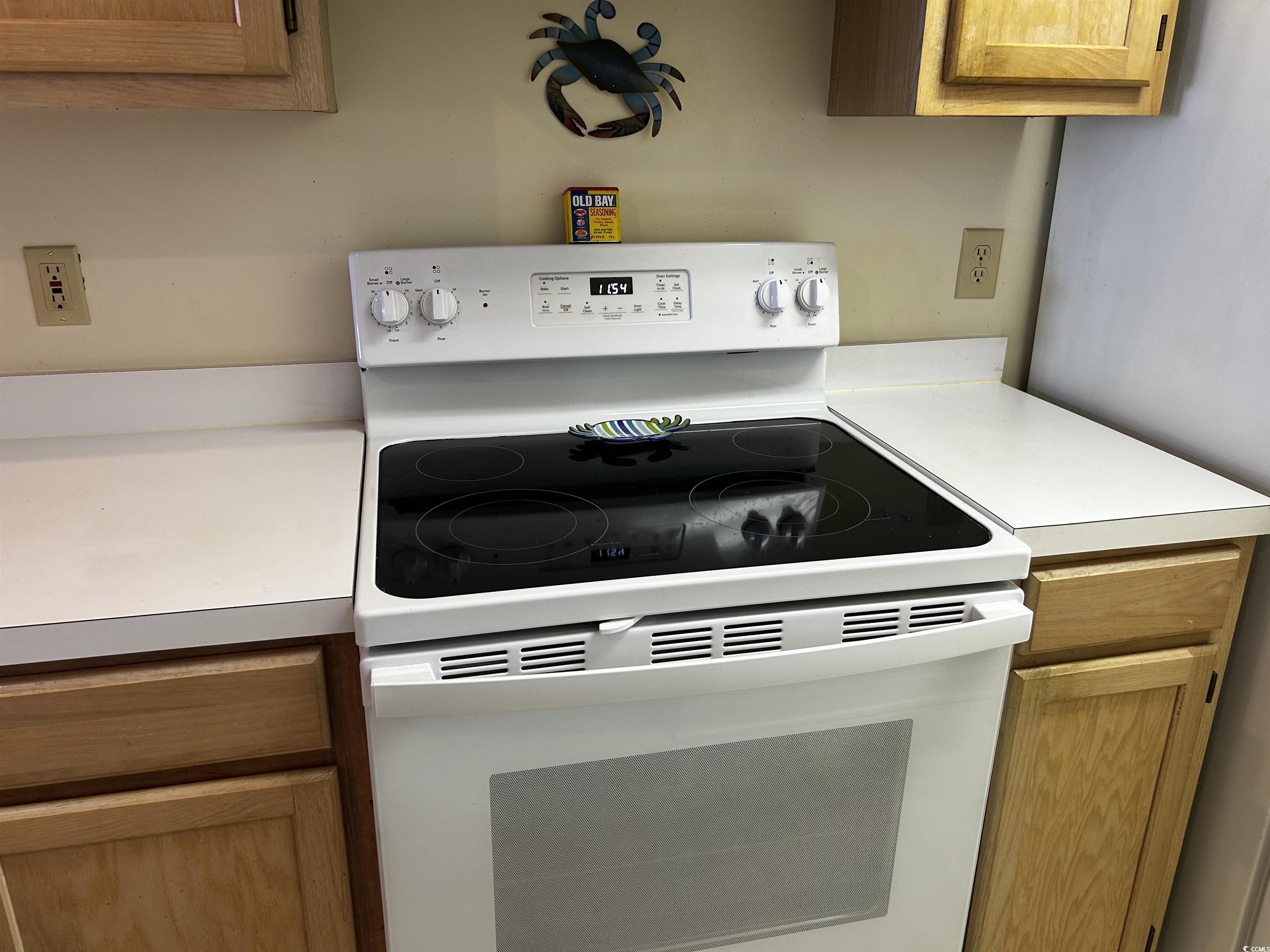 220 Landing Rd. Property Photo 8