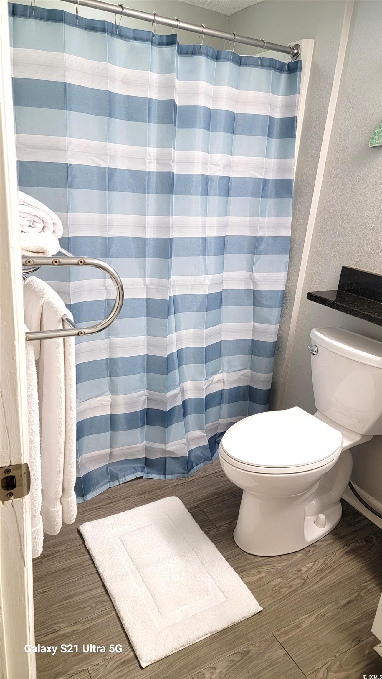 9550 Shore Dr. Property Photo 25