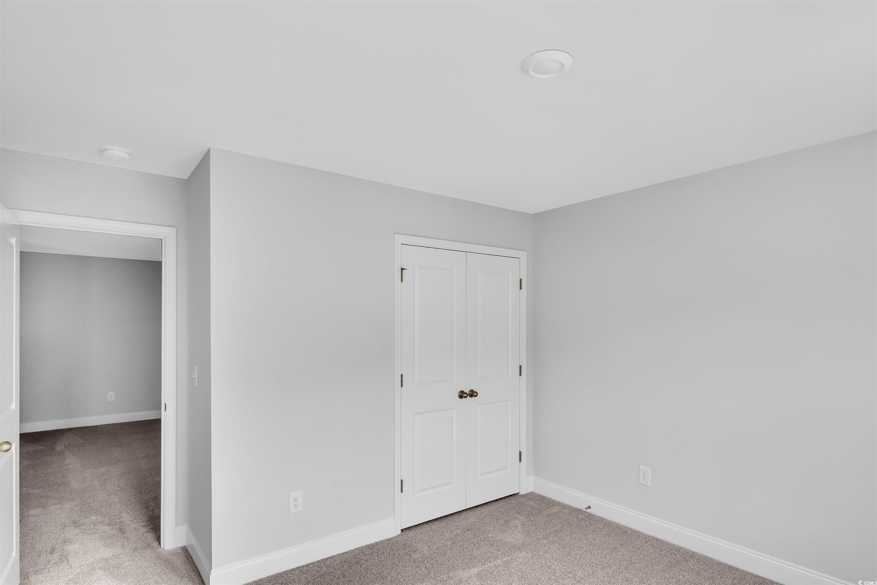 233 Sandridgebury Dr. Property Photo 19