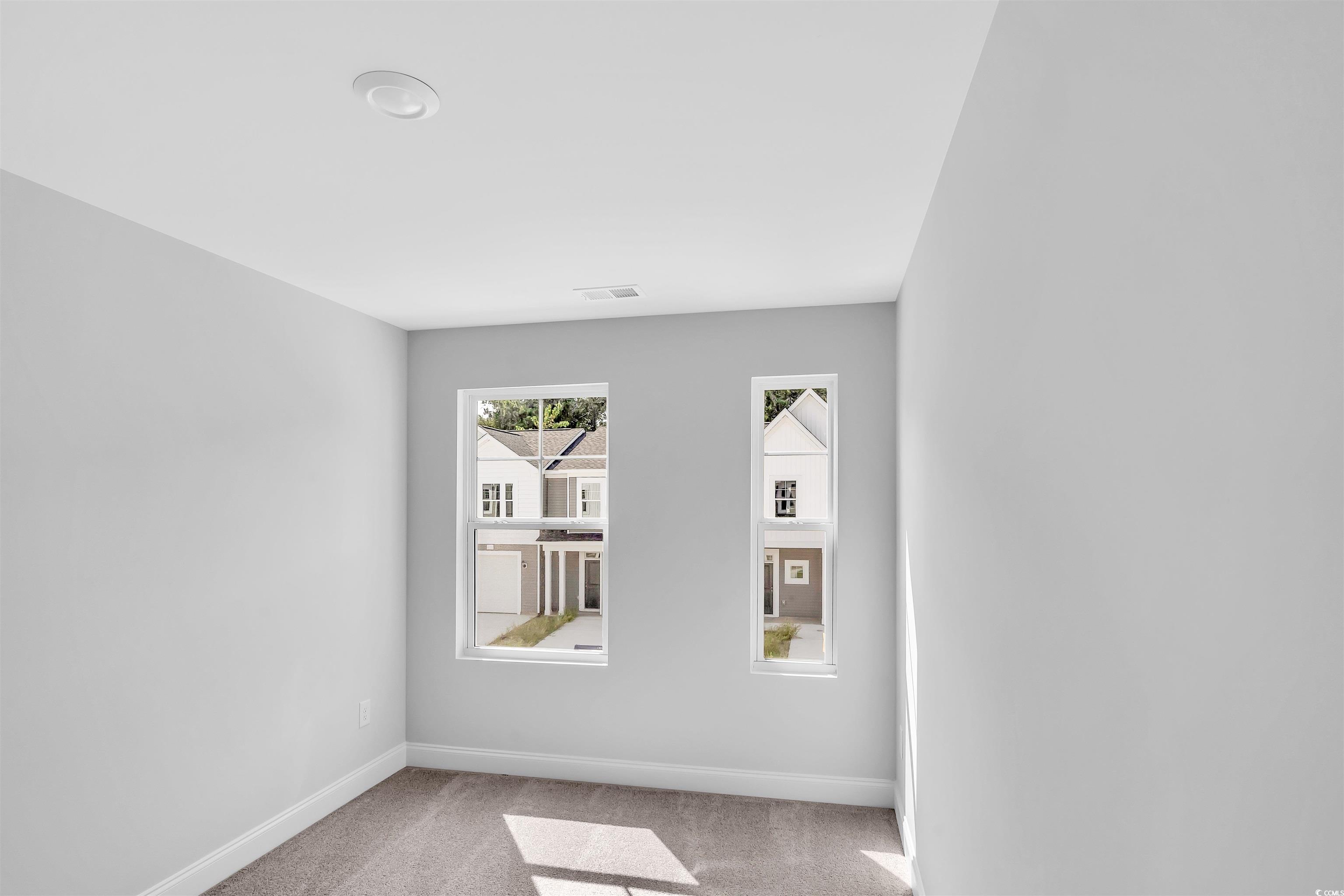 233 Sandridgebury Dr. Property Photo 21