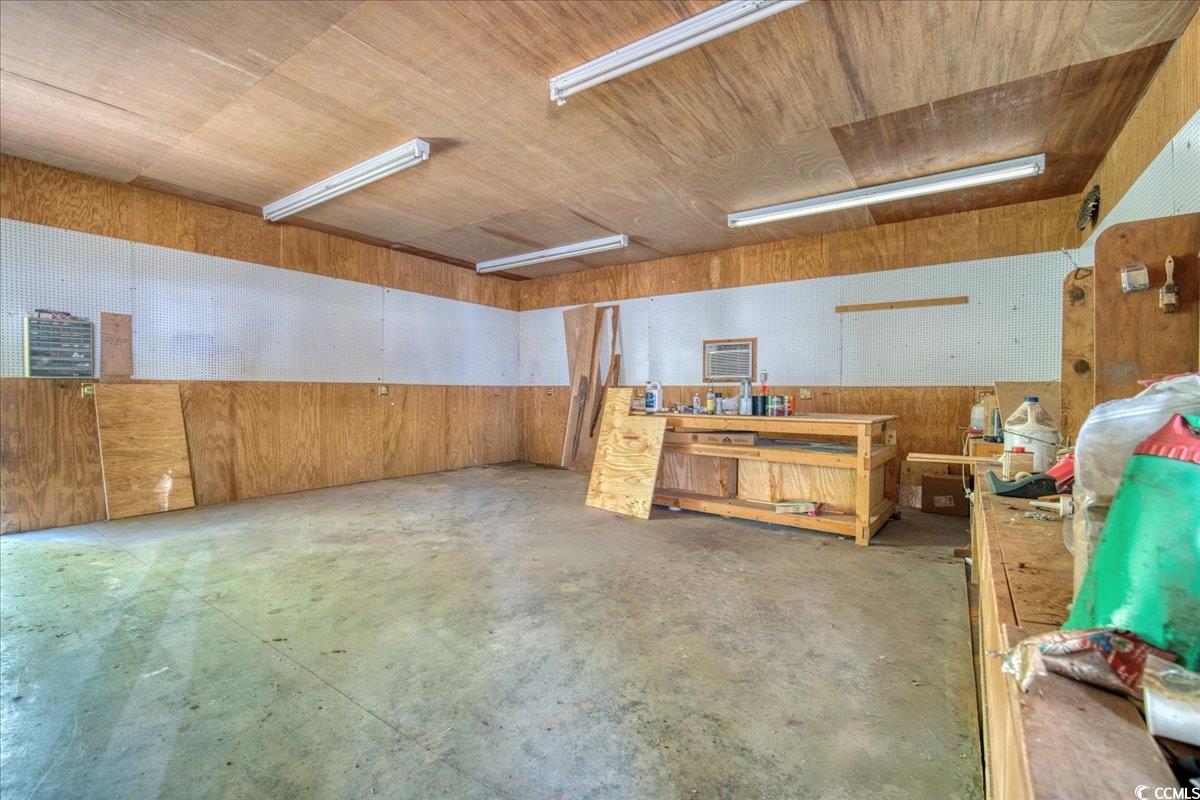 109 Last Dr. Property Photo 28