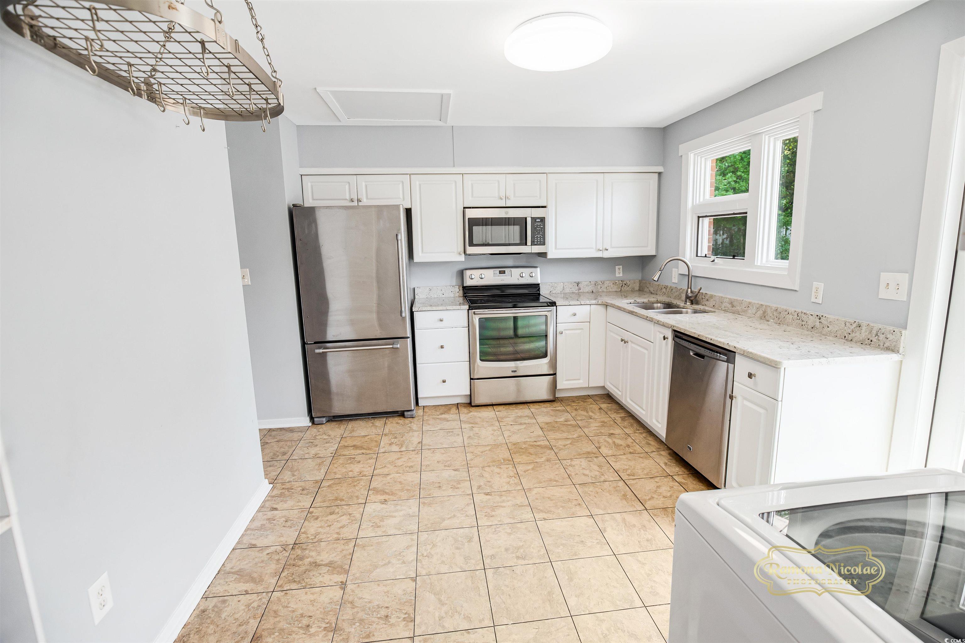 660 Cardinal Ave. Property Photo 12