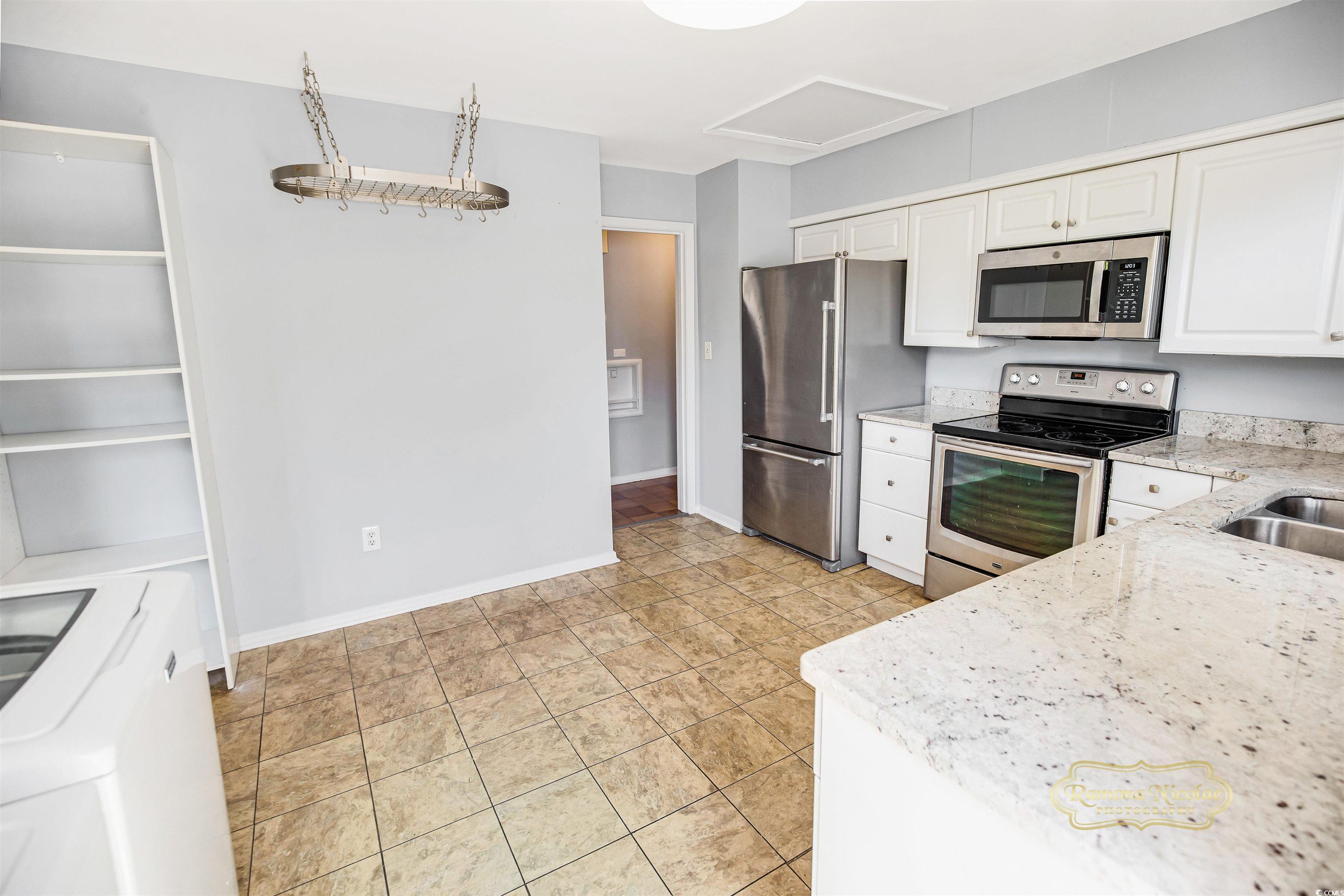660 Cardinal Ave. Property Photo 14