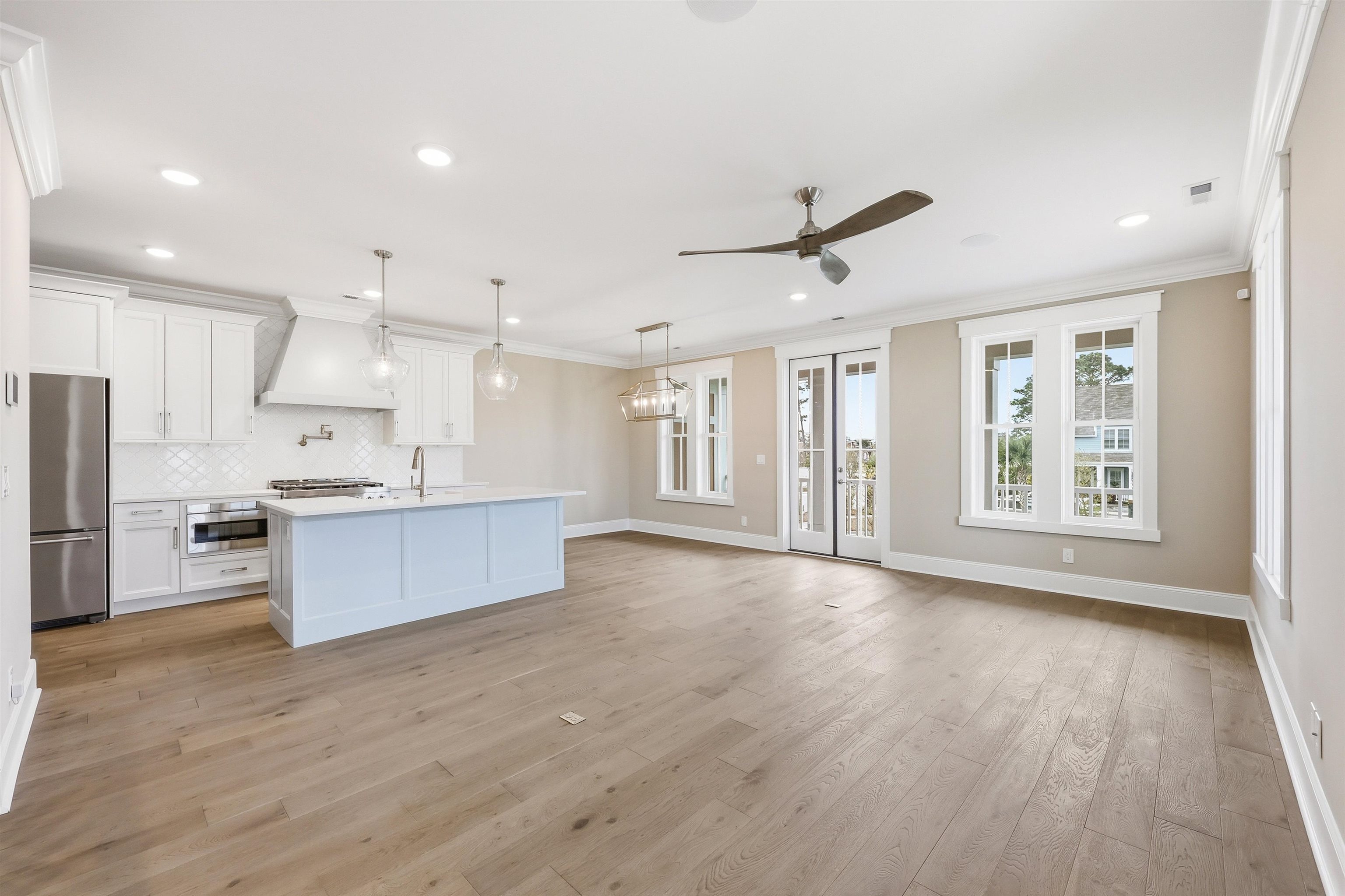 8035 Arcady St. Property Photo 11