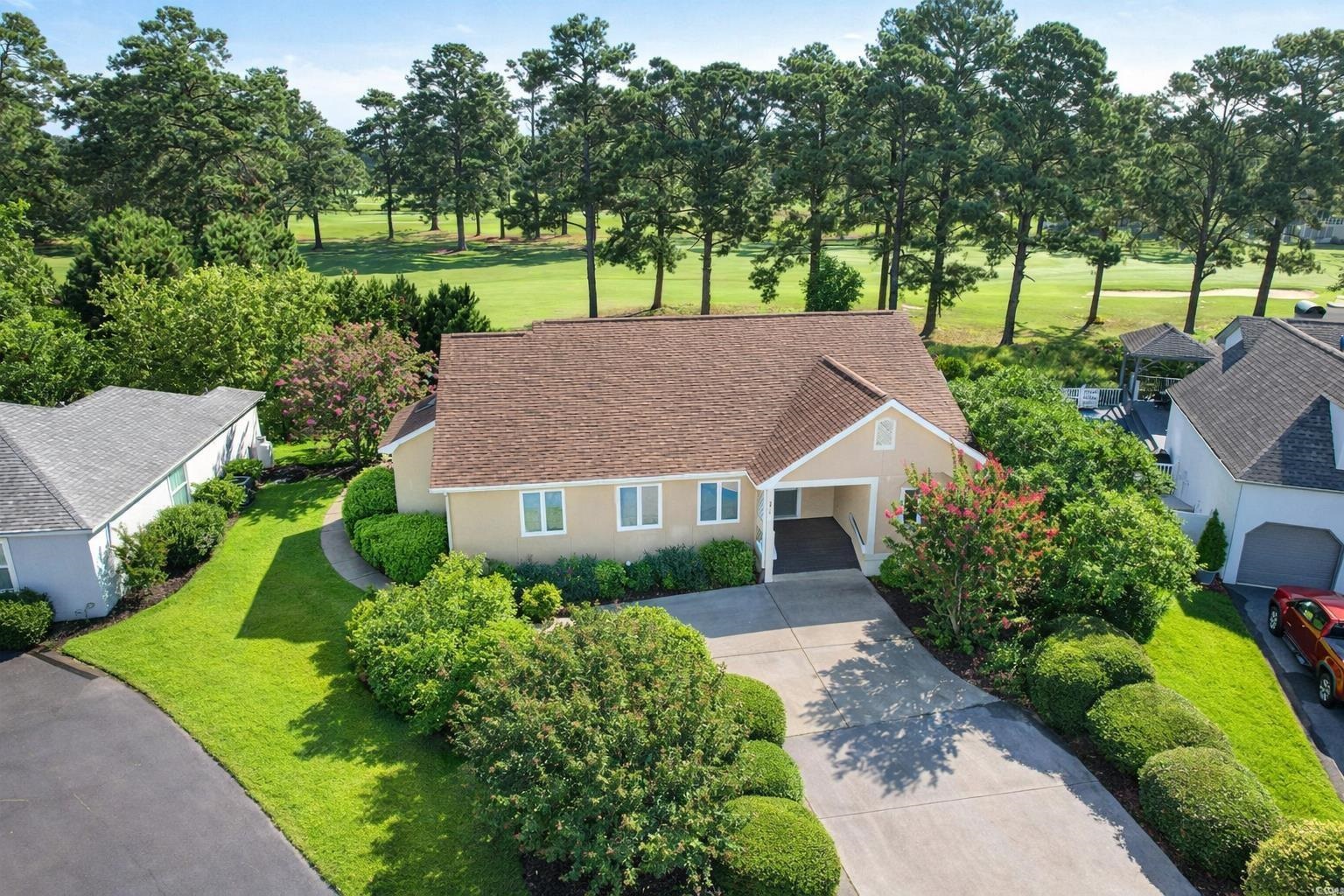 3814 Palmetto Dr. Property Photo 1