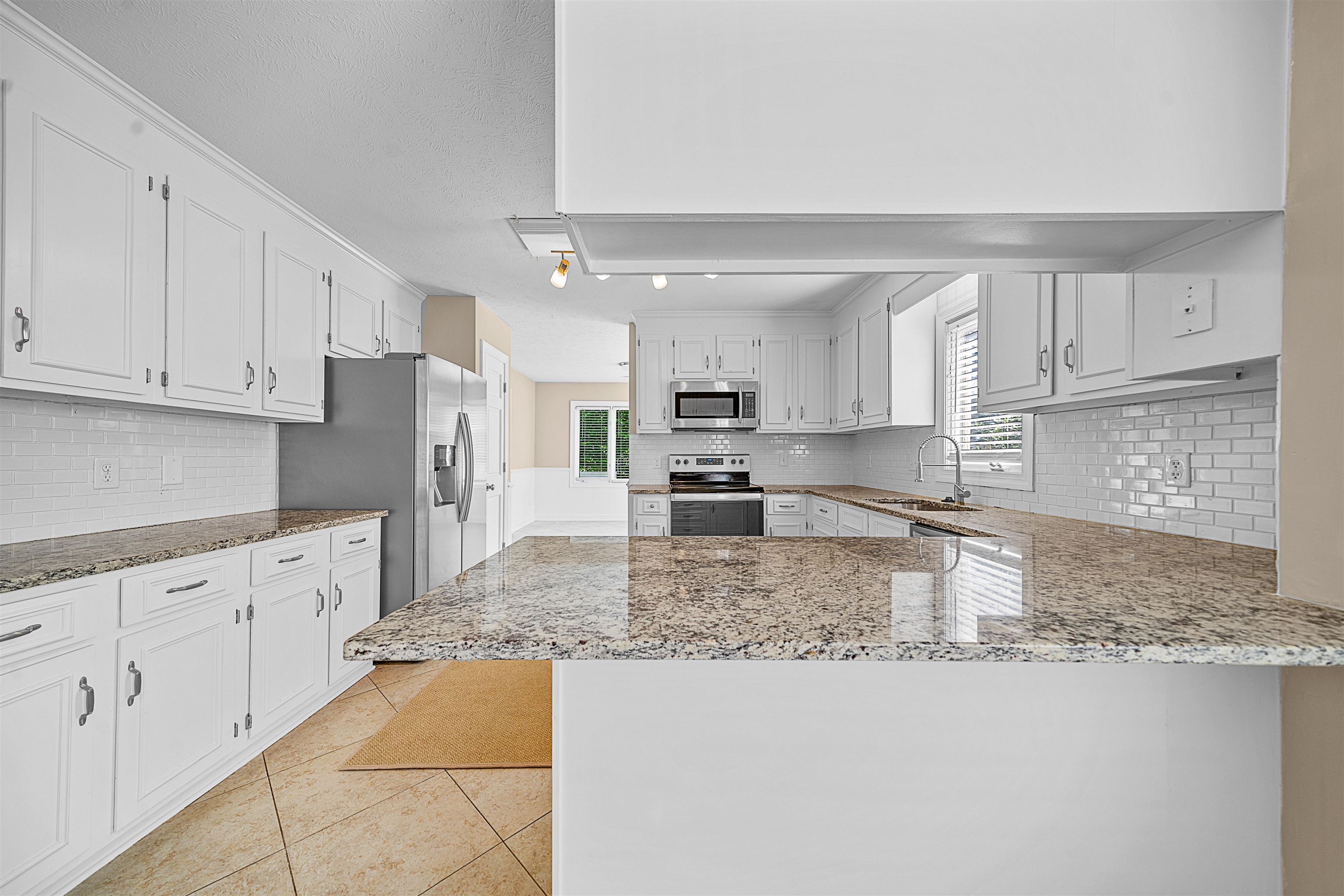 3814 Palmetto Dr. Property Photo 10