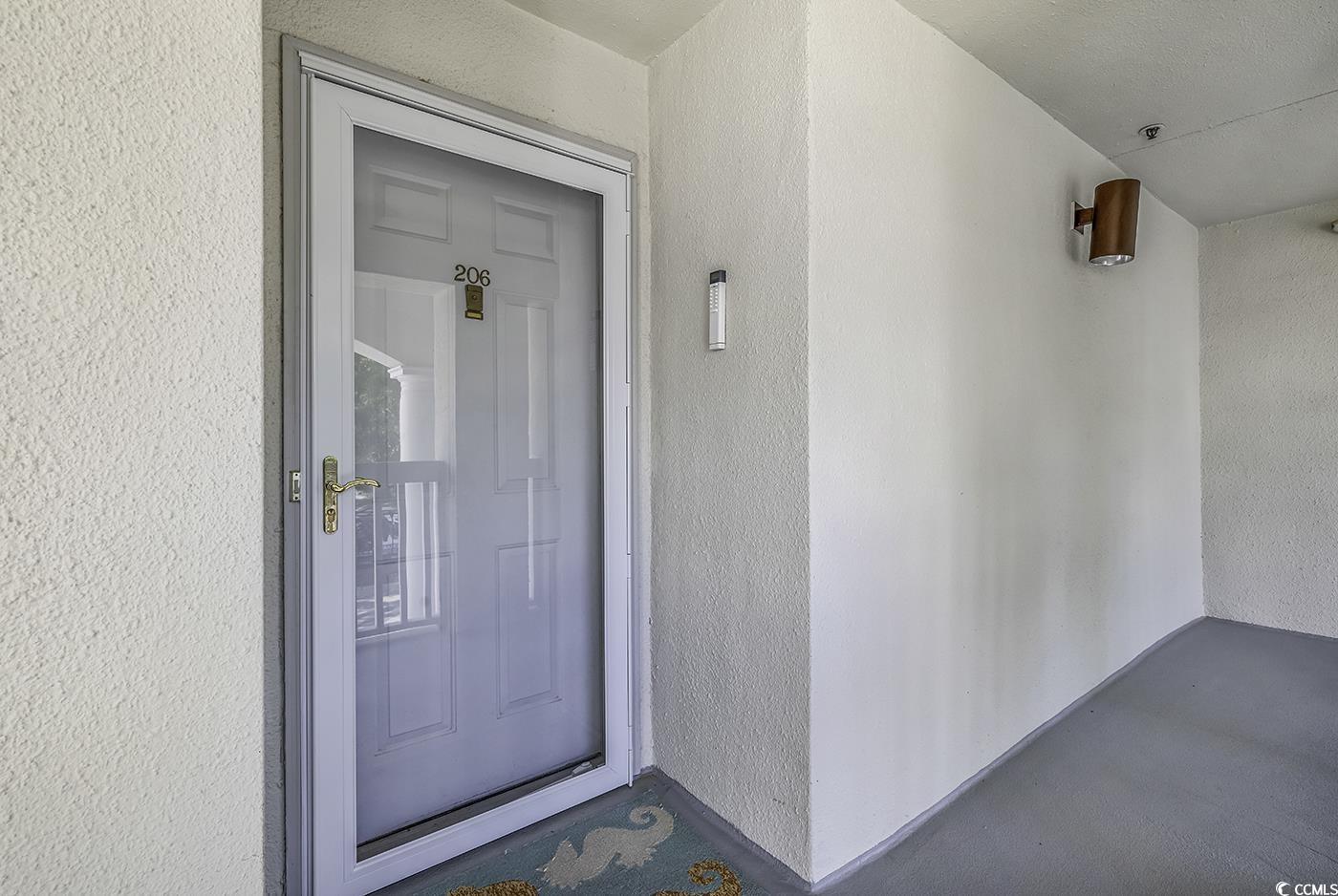 4601 Greenbriar Dr. Property Photo 2