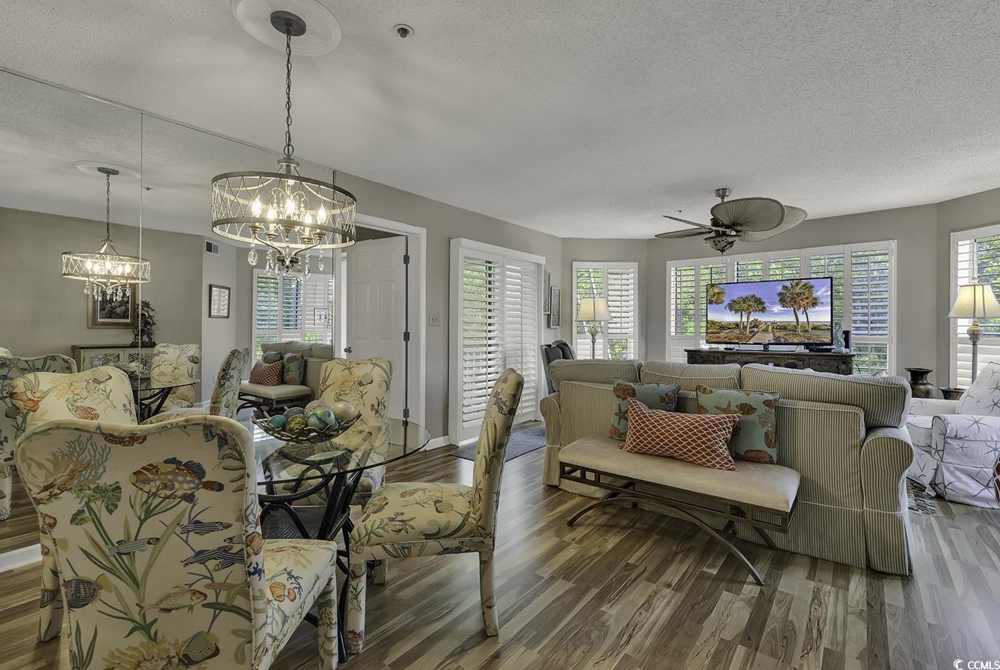 4601 Greenbriar Dr. Property Photo 8