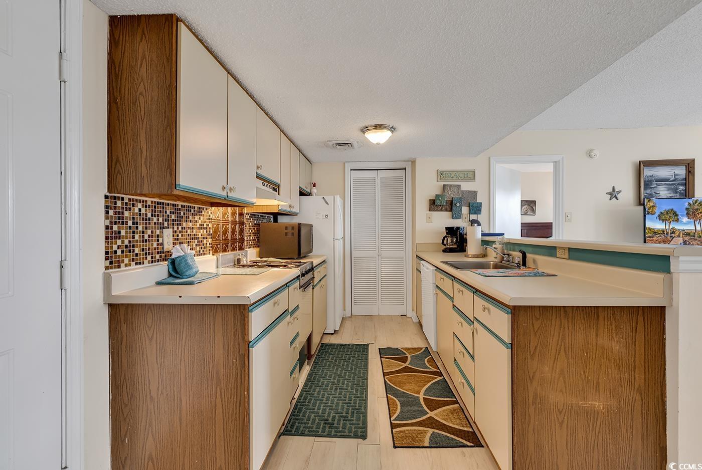 5905 S Kings Hwy. Property Photo 6