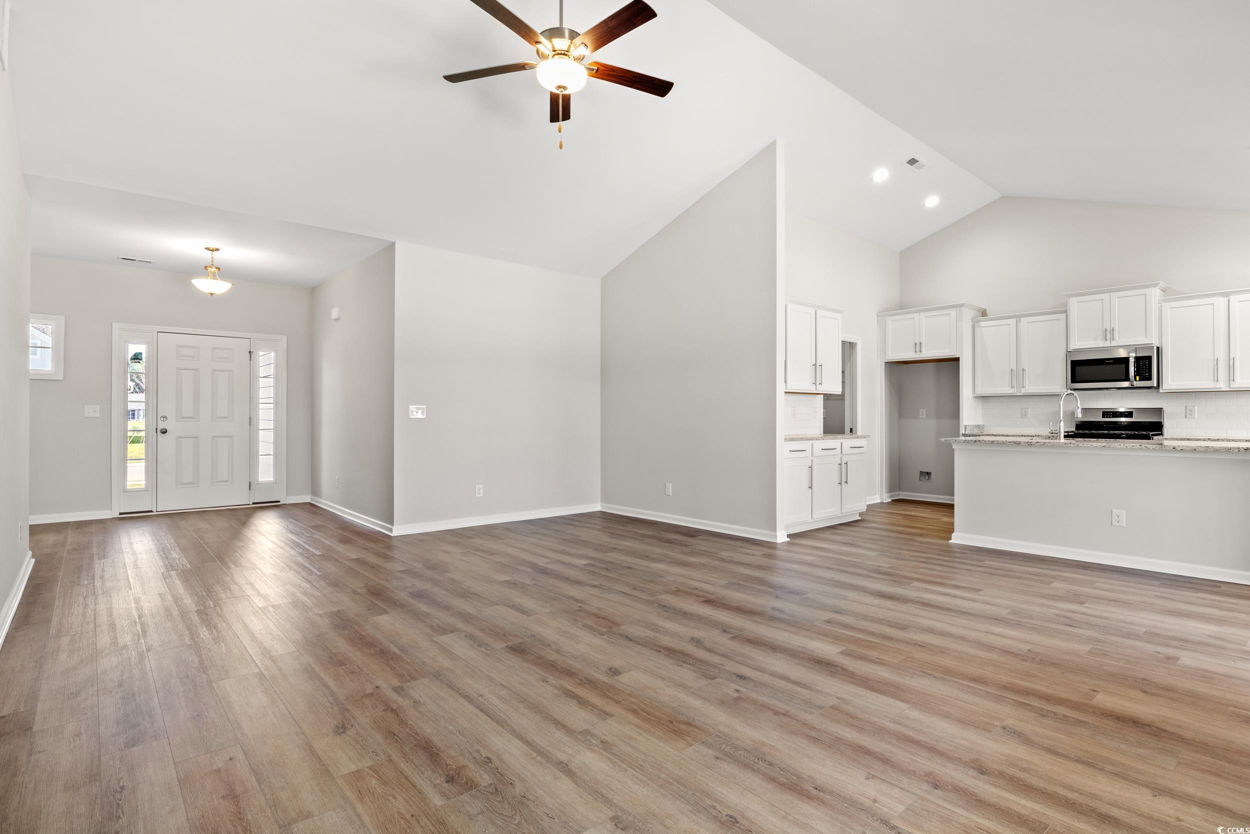 1118 Cypress Shoal Dr. Property Photo 2