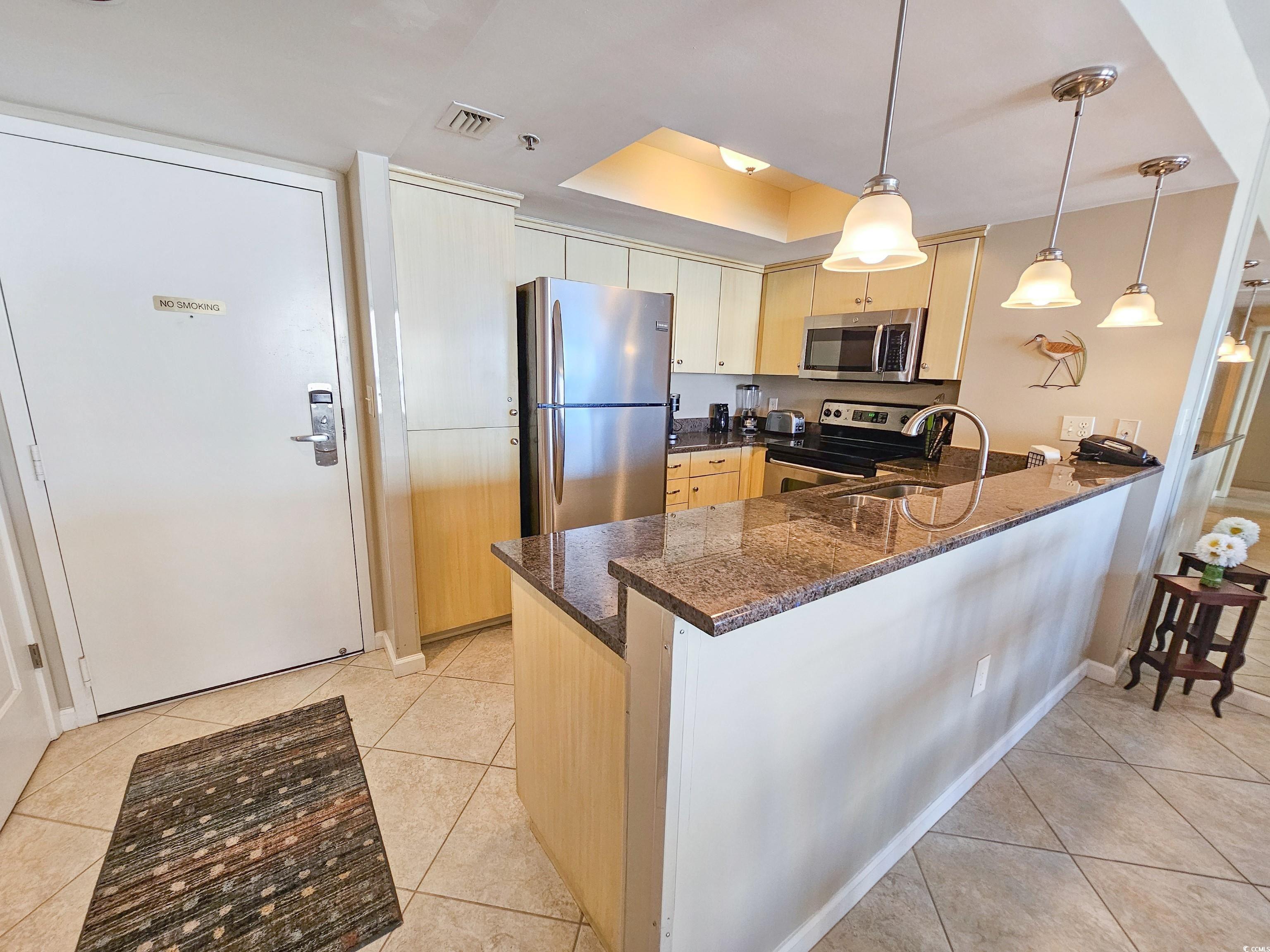 9820 Queensway Blvd. Property Photo 15