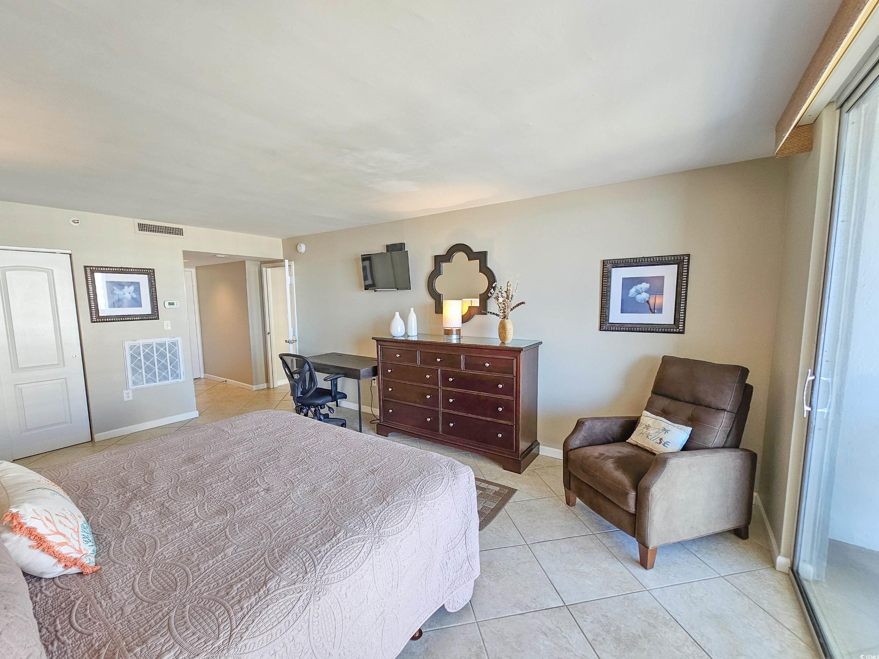 9820 Queensway Blvd. Property Photo 28