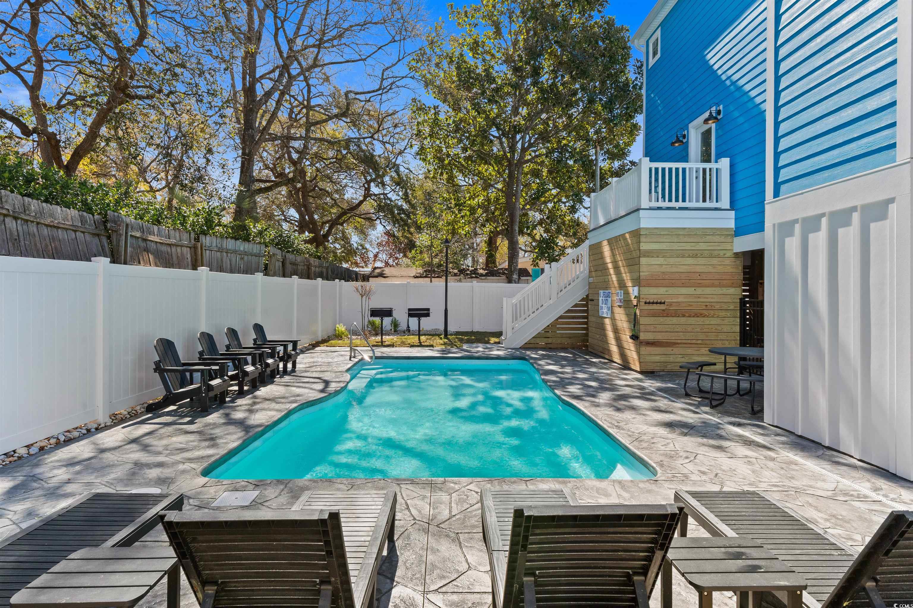 514 Vista Dr. Property Photo 4