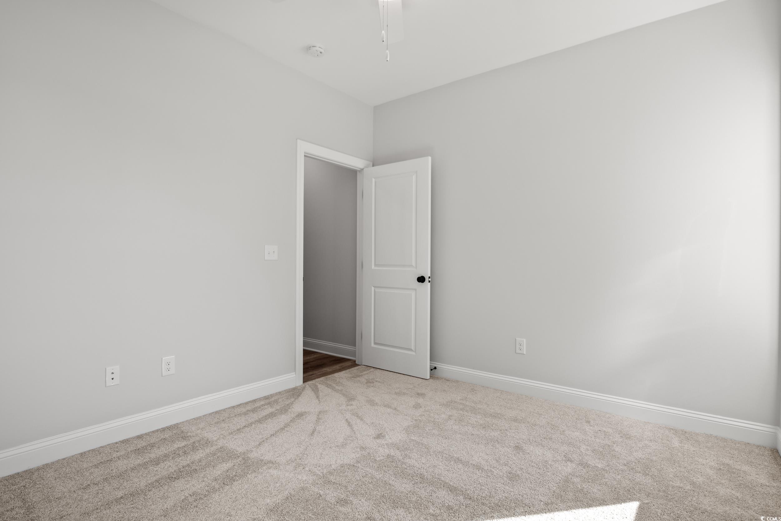 132 Oak Bay Dr. Property Photo 15