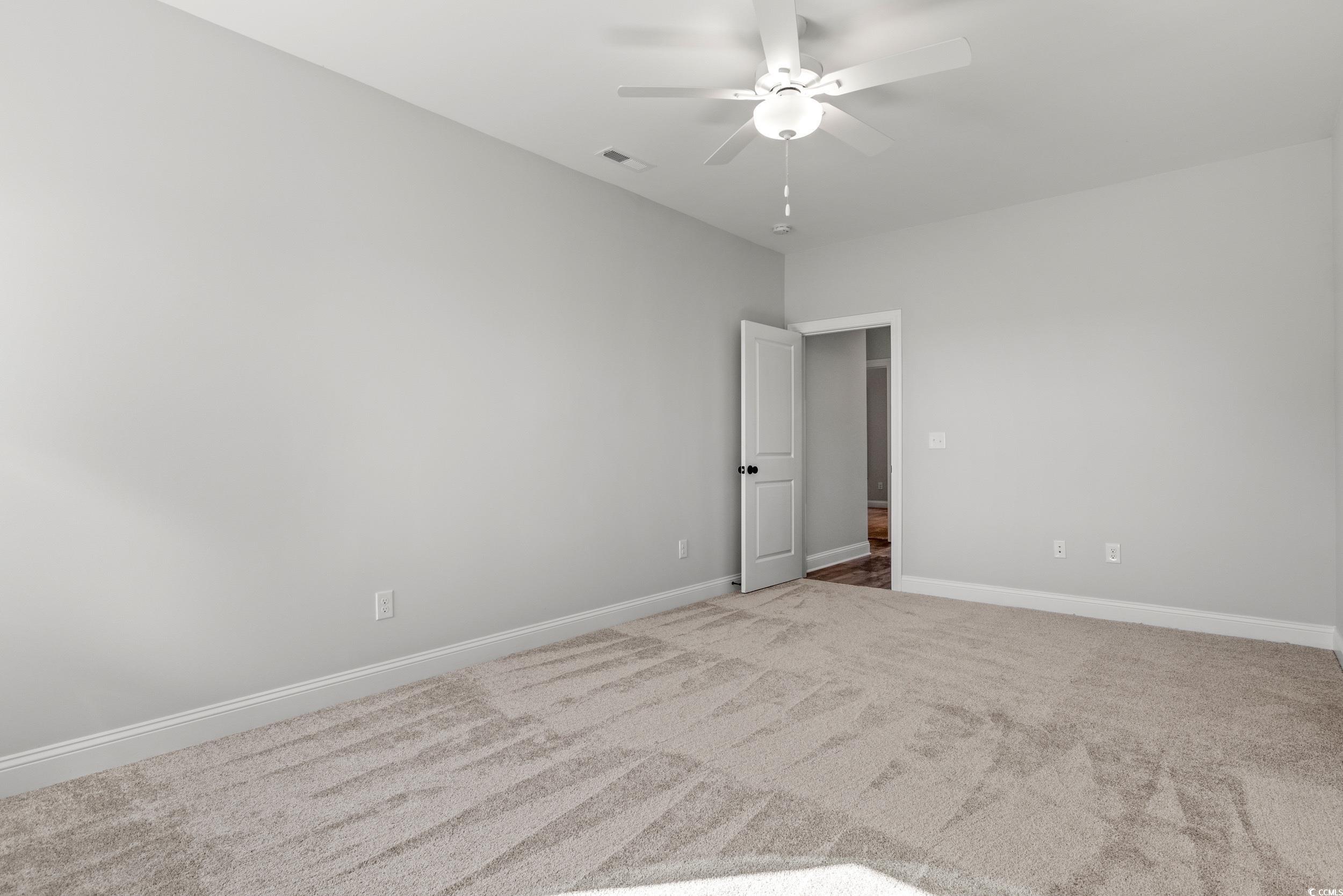 132 Oak Bay Dr. Property Photo 17
