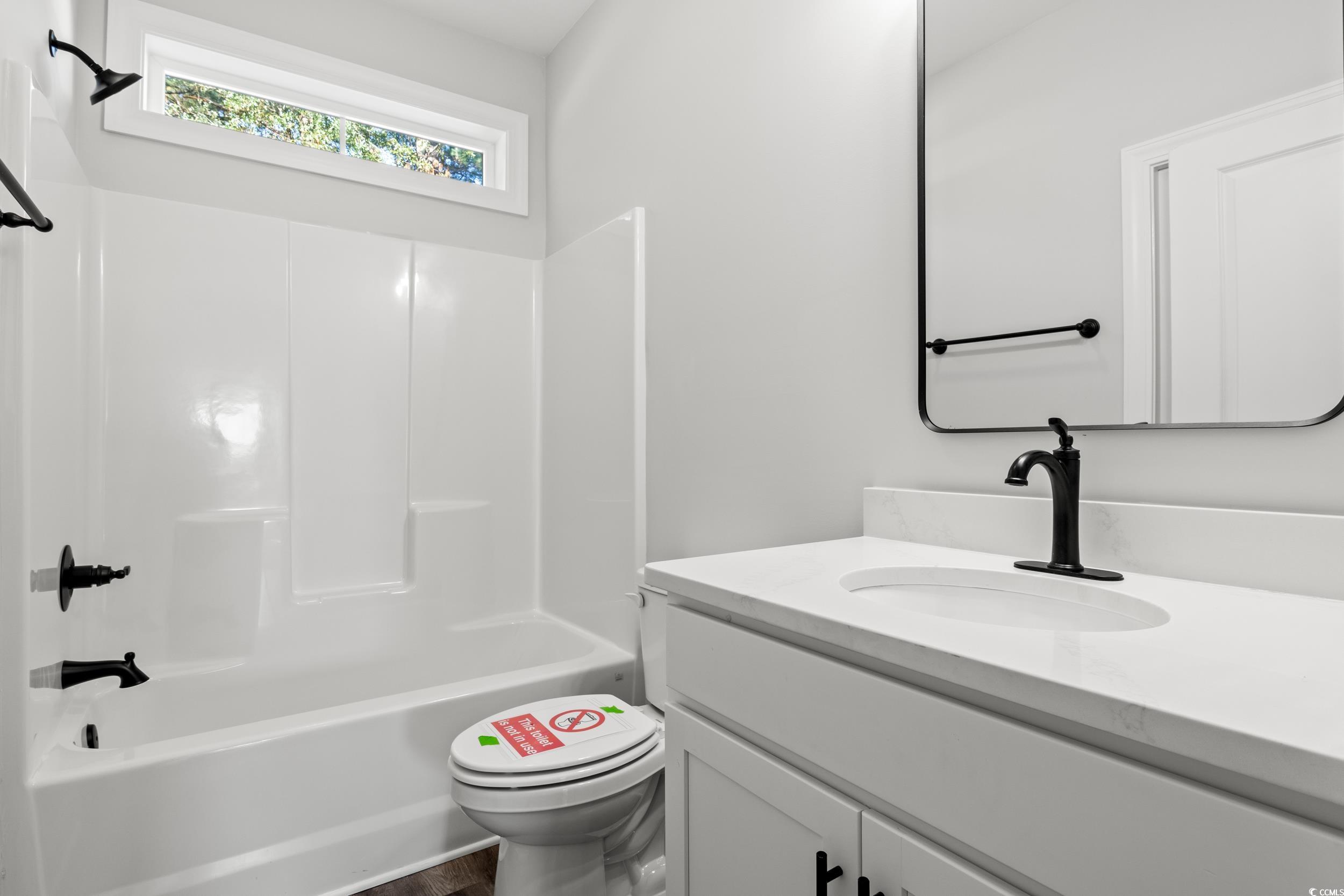 132 Oak Bay Dr. Property Photo 21