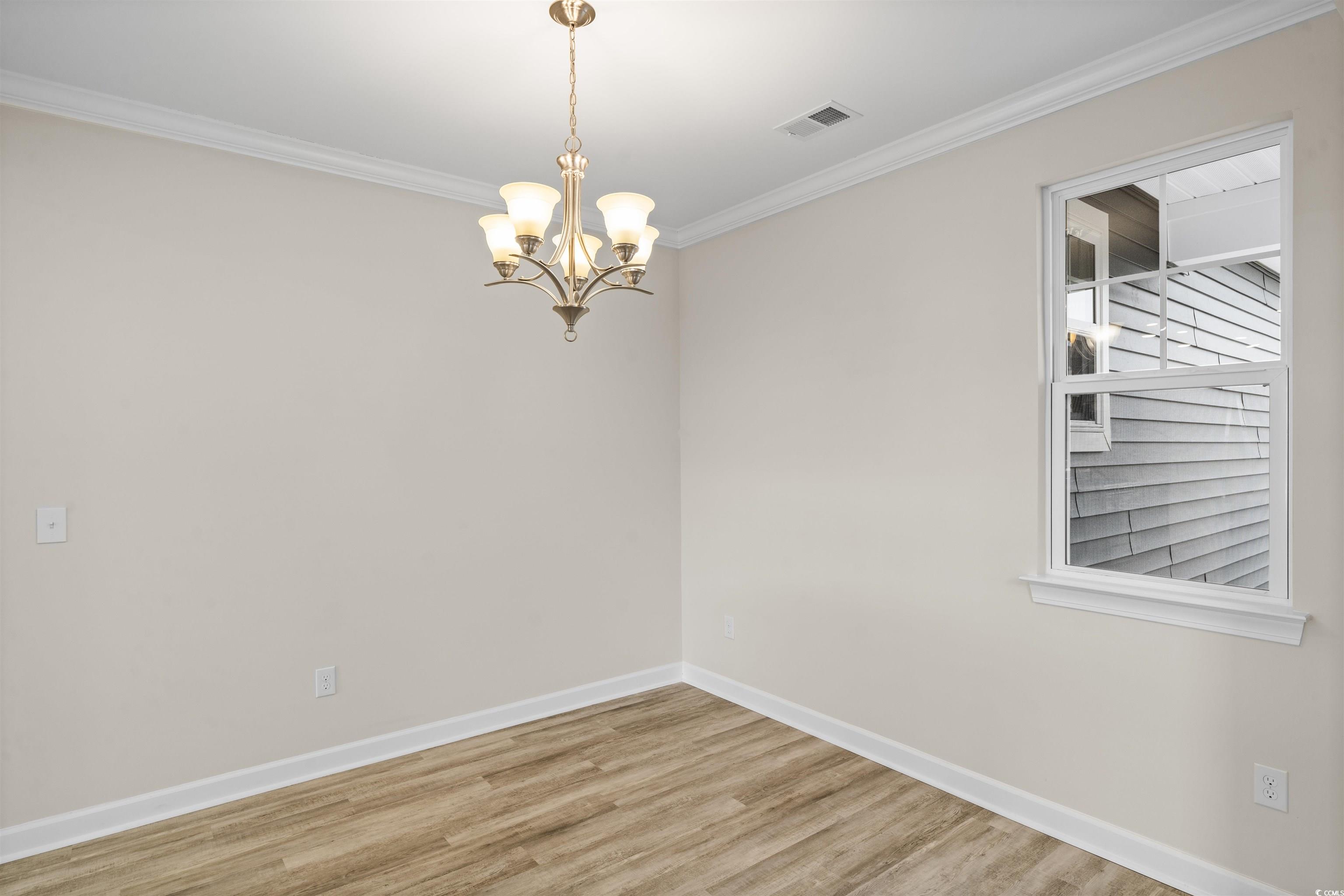 614 Castle Ct. Property Photo 12