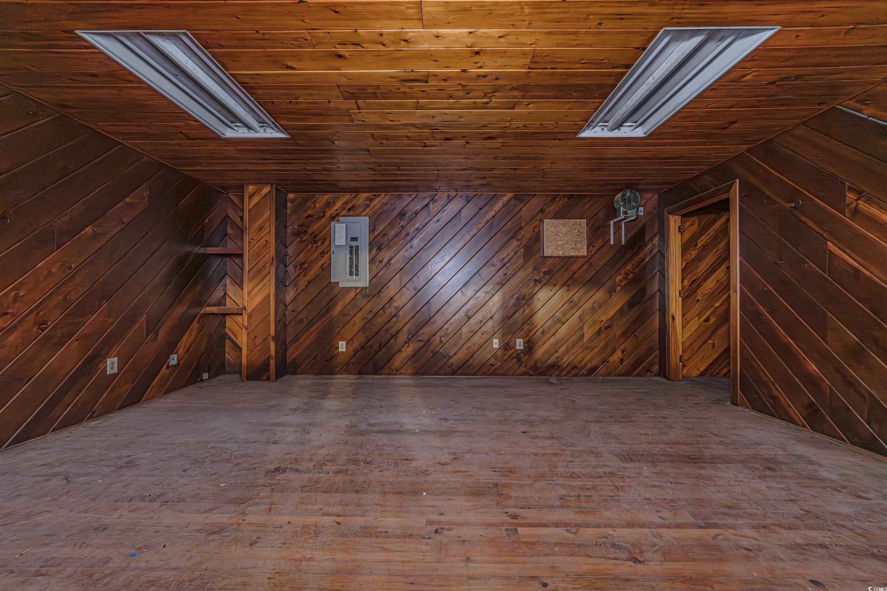 3207 Bluff Rd. Property Photo 27