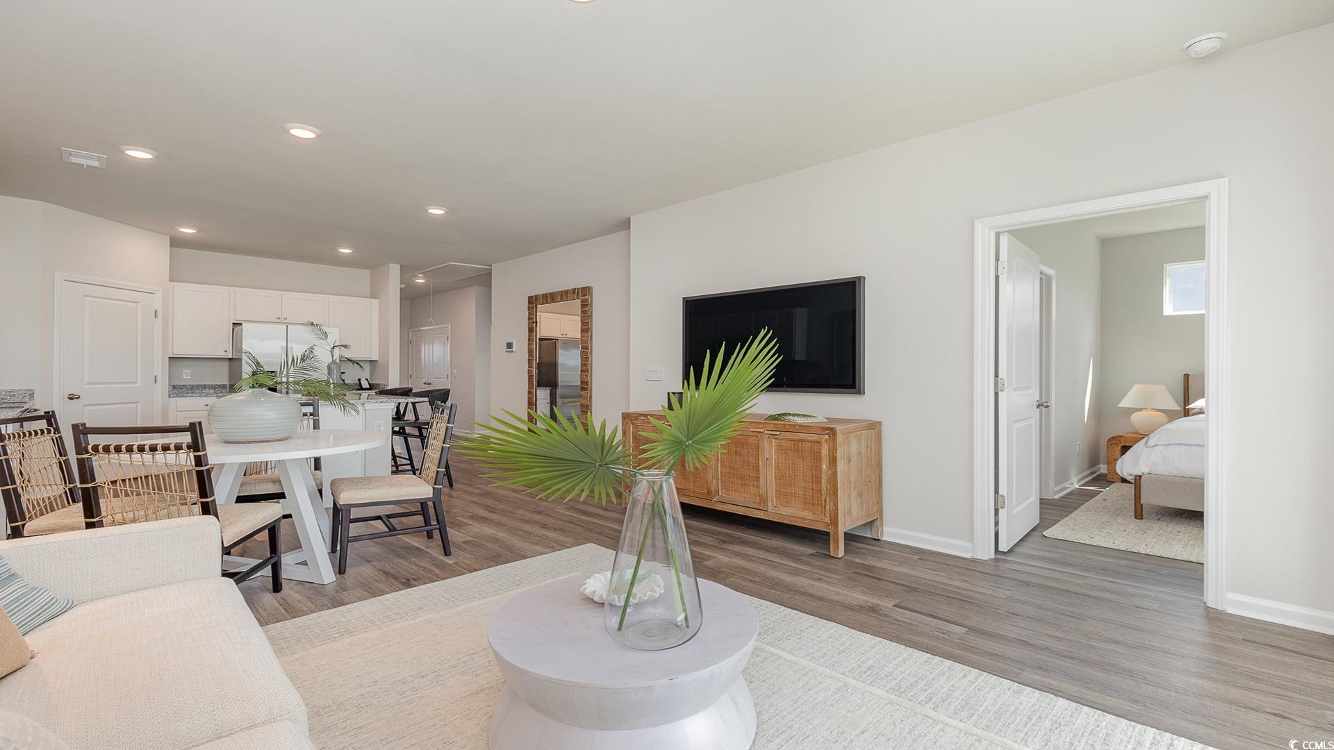 3547 Whaley Way Property Photo 15