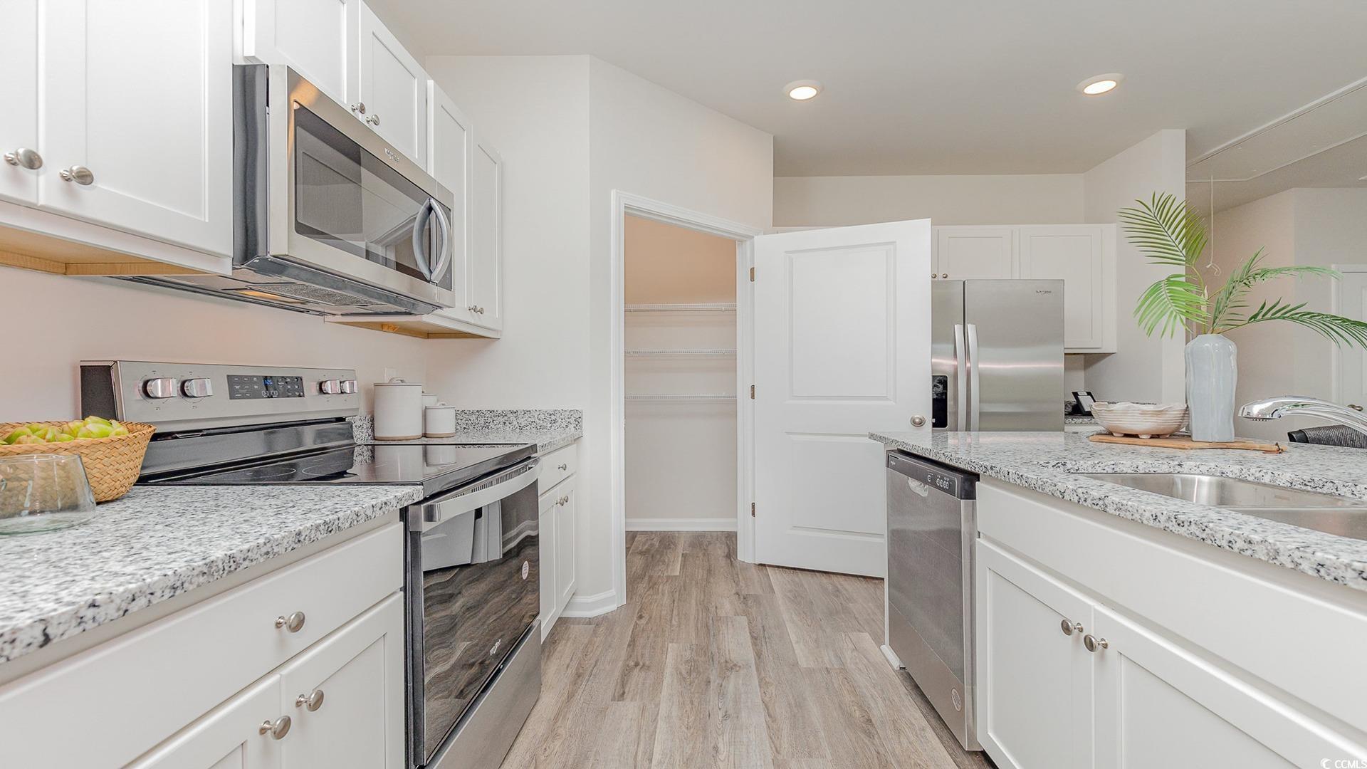 3551 Whaley Way Property Photo 11