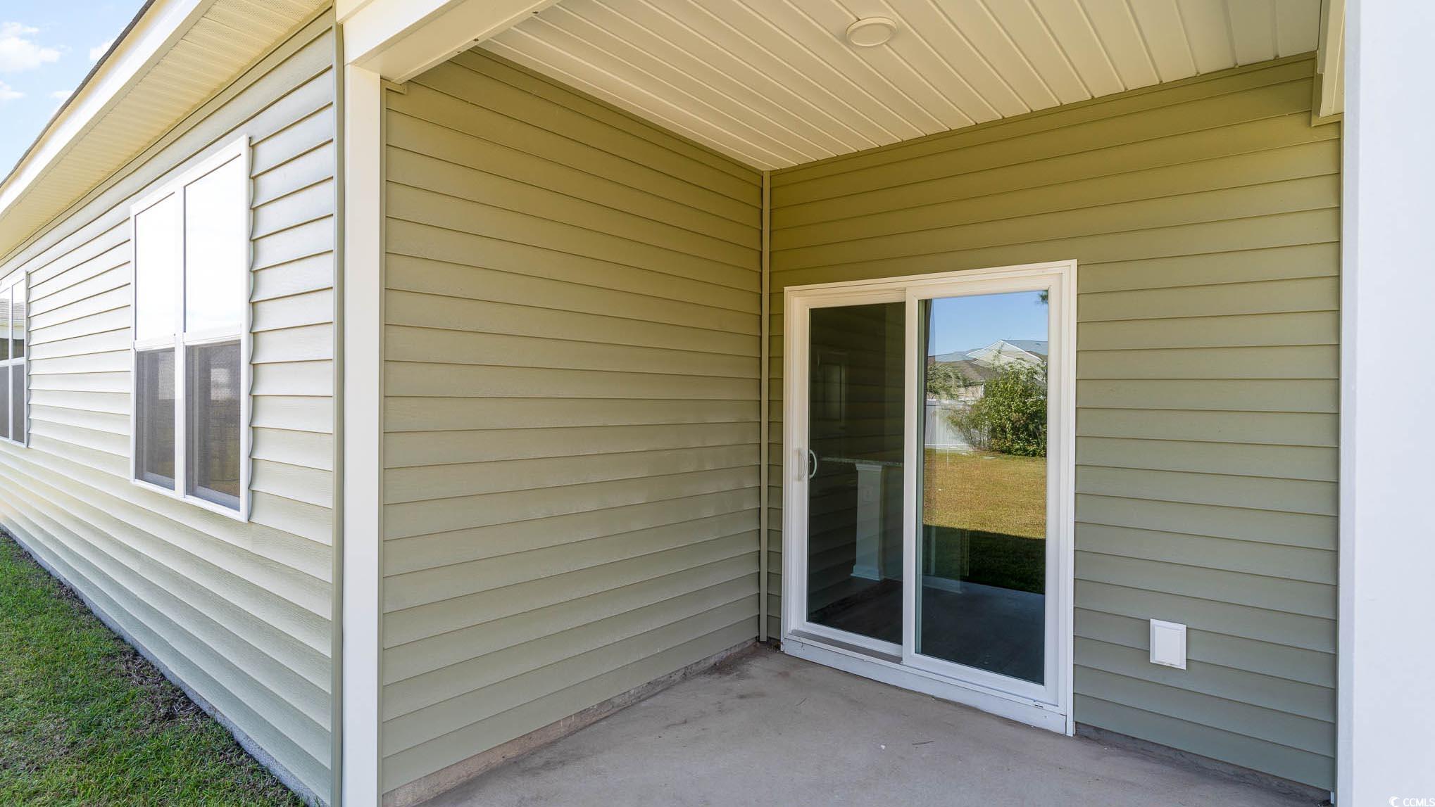 3870 Lady Bug Dr. Property Photo 2