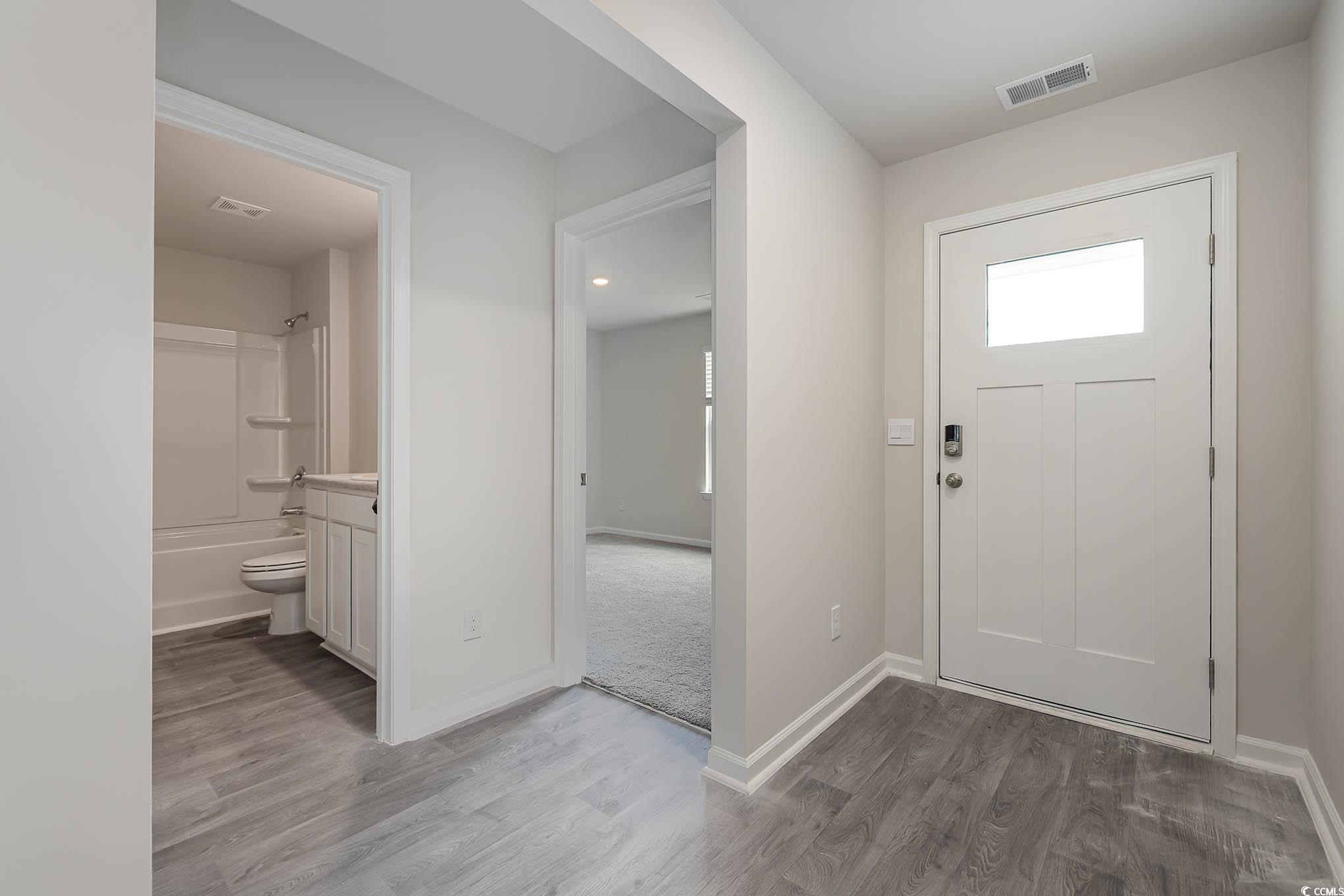 3870 Lady Bug Dr. Property Photo 3