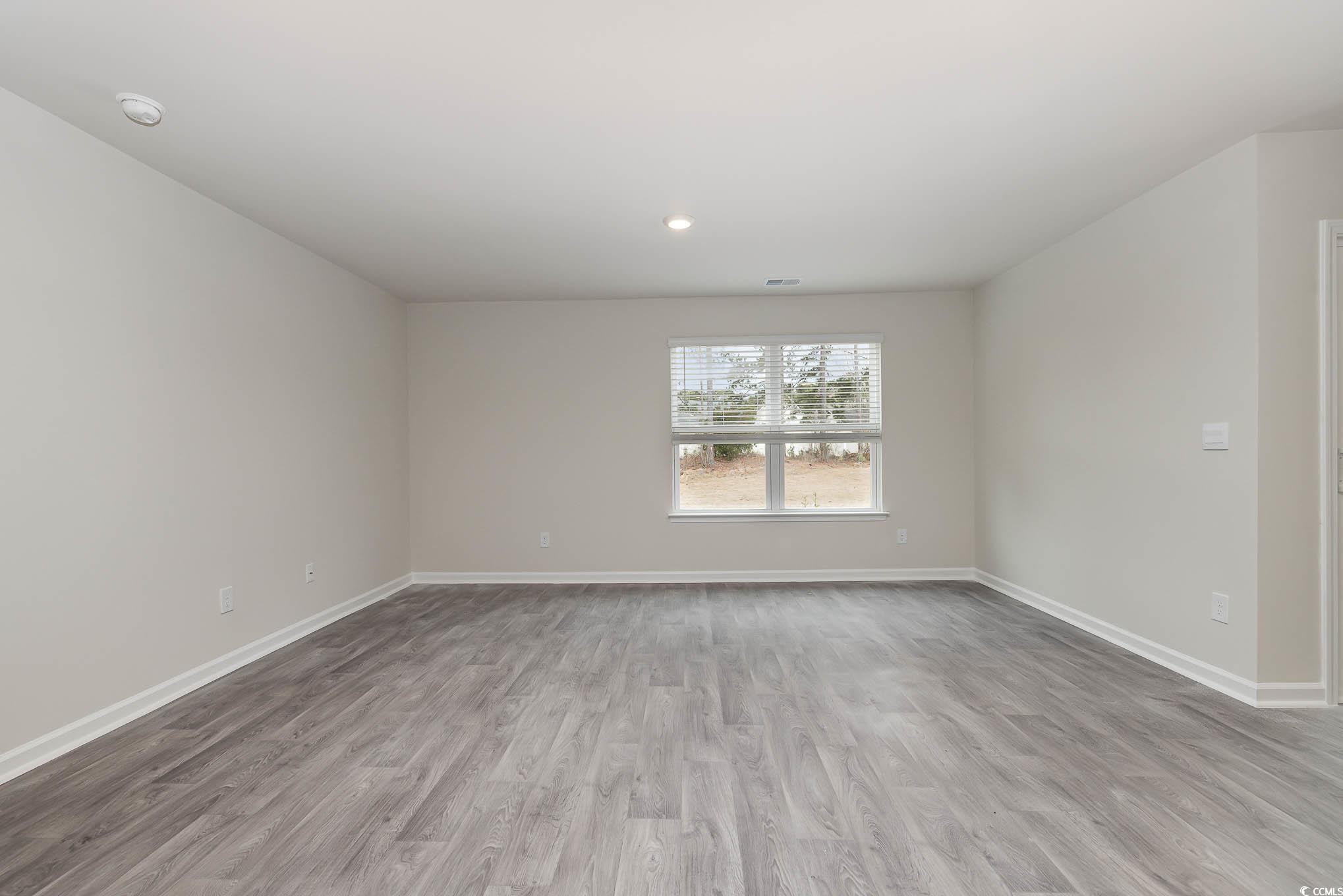 3870 Lady Bug Dr. Property Photo 15