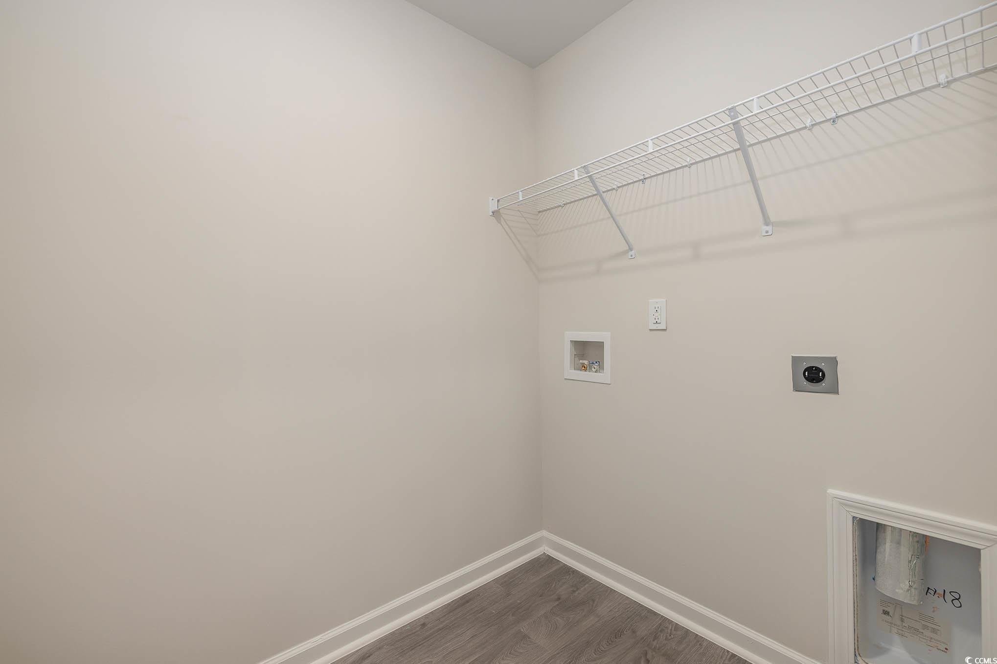 3870 Lady Bug Dr. Property Photo 23