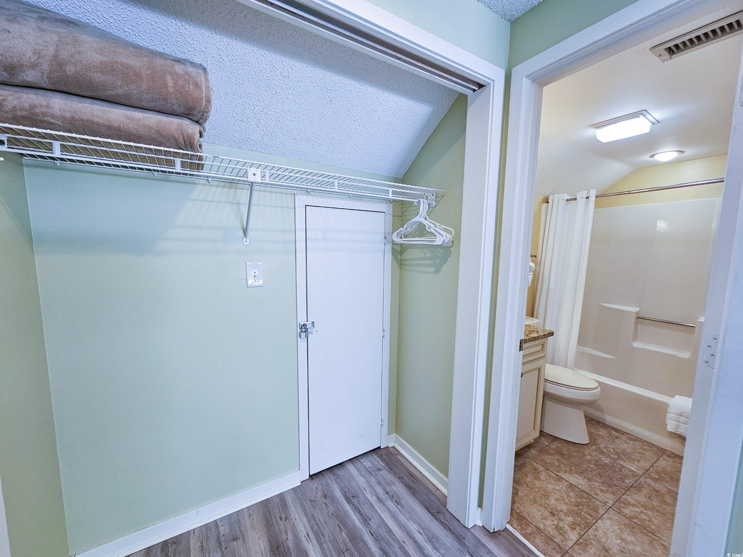 122 Hartland Dr. Property Photo 25